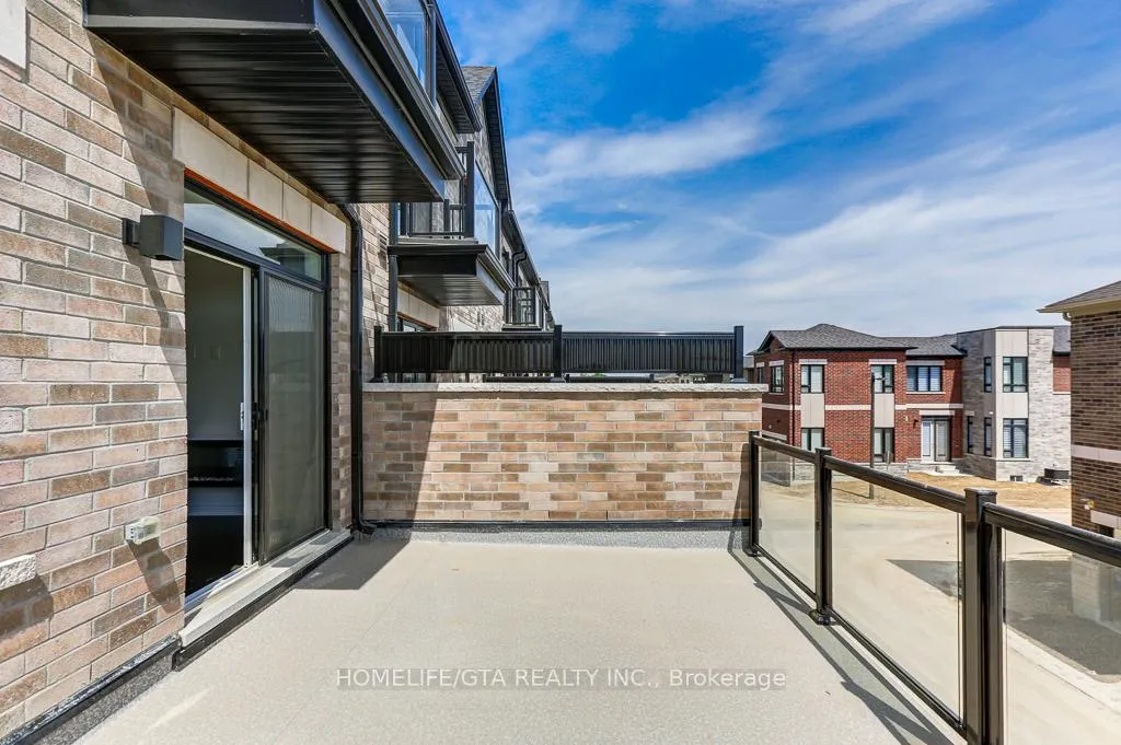Photo 26 of 135 Vine Cliff Boulevard, Markham, Victoria Manor-Jennings Gate — HOMEH