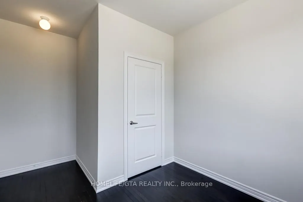 Photo 35 of 135 Vine Cliff Boulevard, Markham, Victoria Manor-Jennings Gate — HOMEH