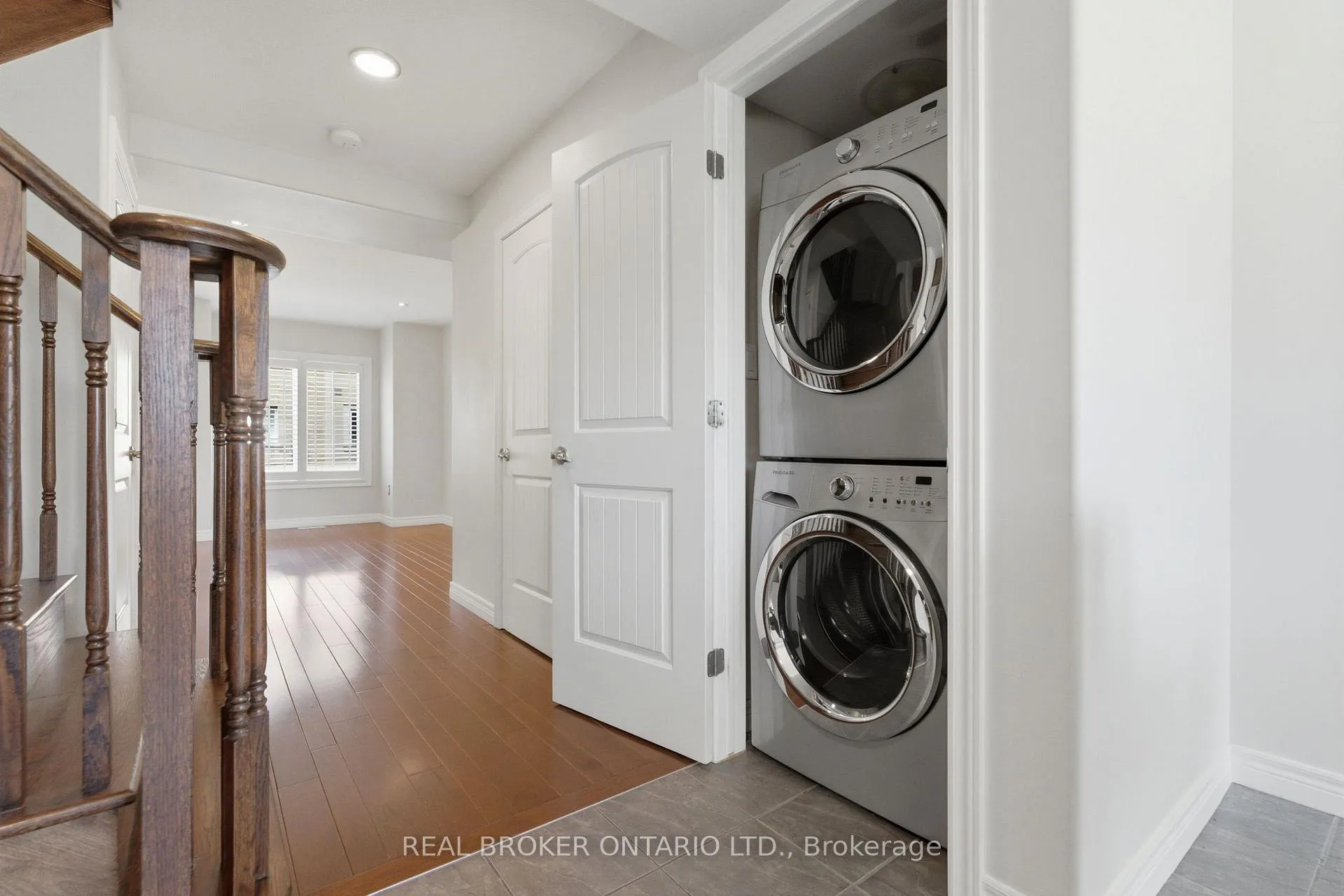 Photo 22 of Unit 13, 201 Westbank Trail, Hamilton, Stoney Creek Mountain — HOMEH