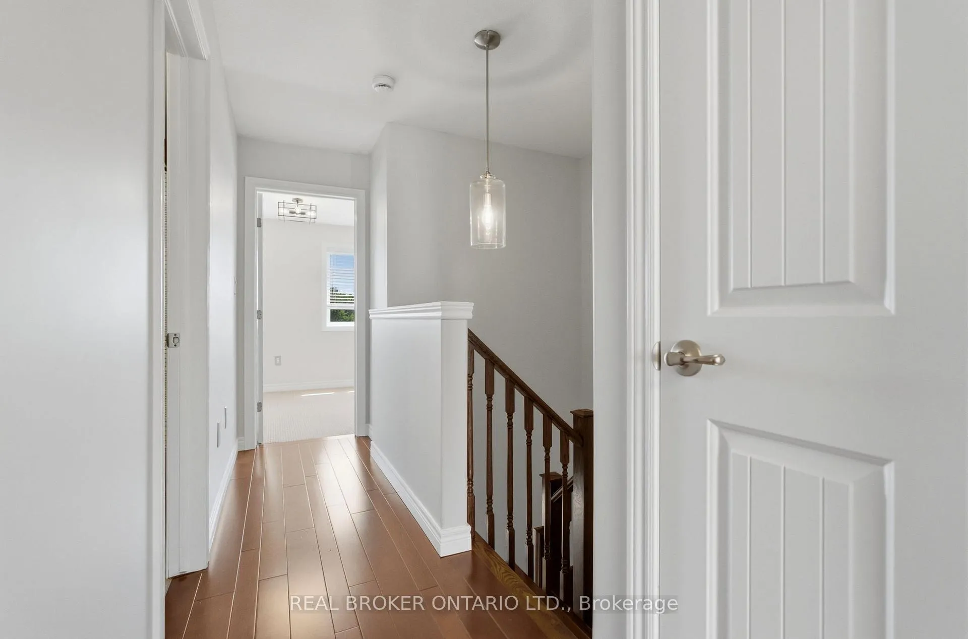 Photo 23 of Unit 13, 201 Westbank Trail, Hamilton, Stoney Creek Mountain — HOMEH