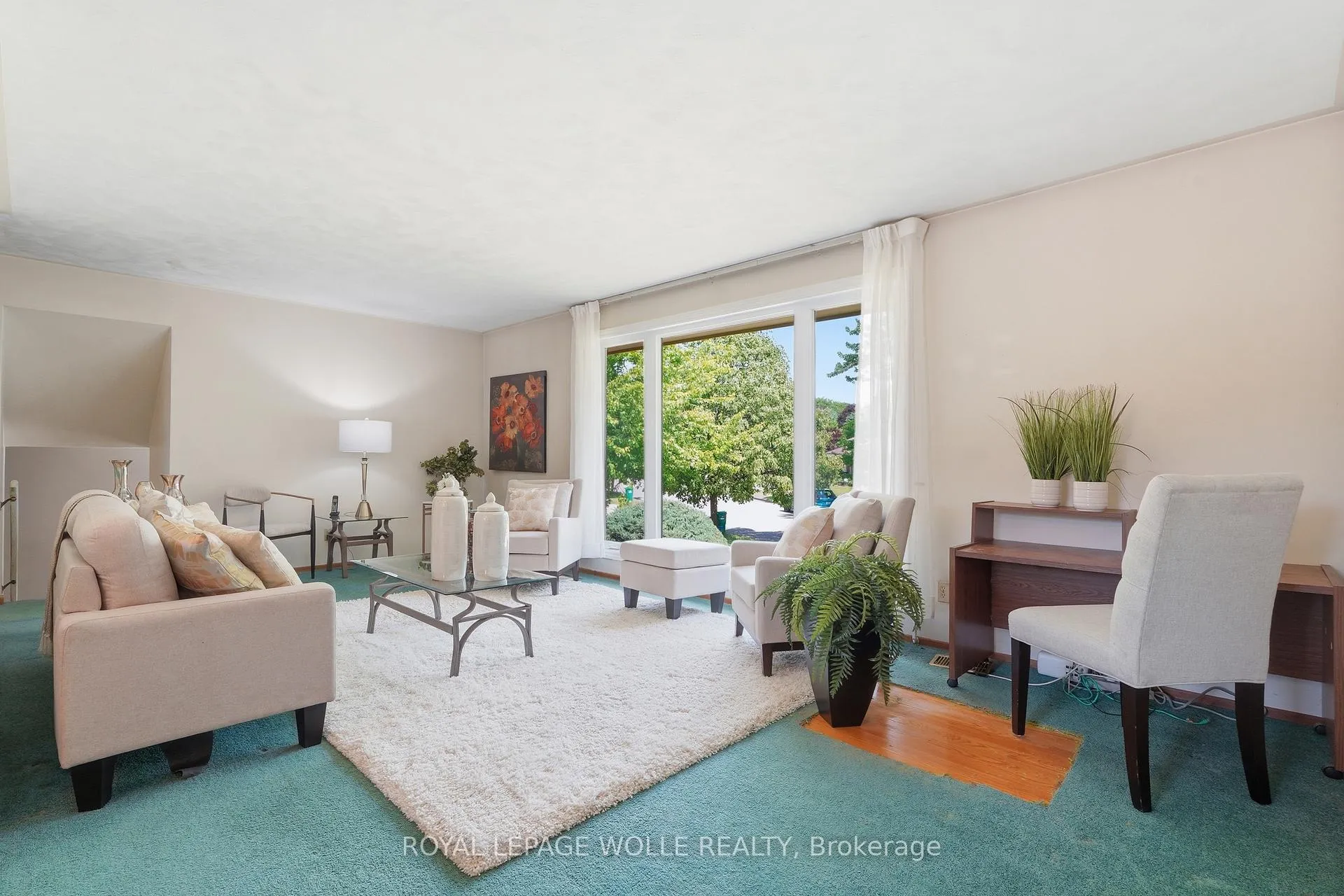 Photo 6 of 4 Bradley Place, Kitchener — HOMEH