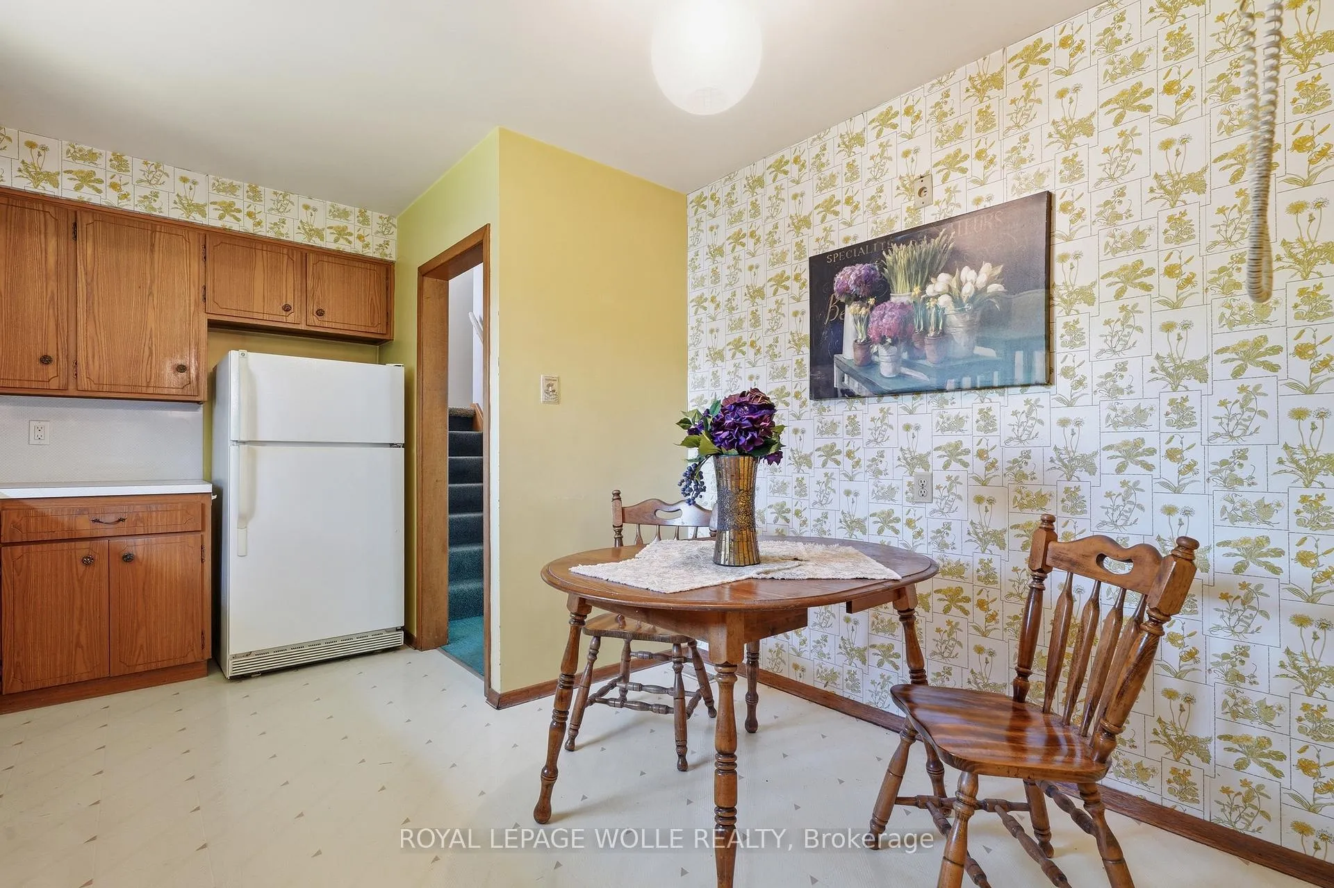 Photo 11 of 4 Bradley Place, Kitchener — HOMEH