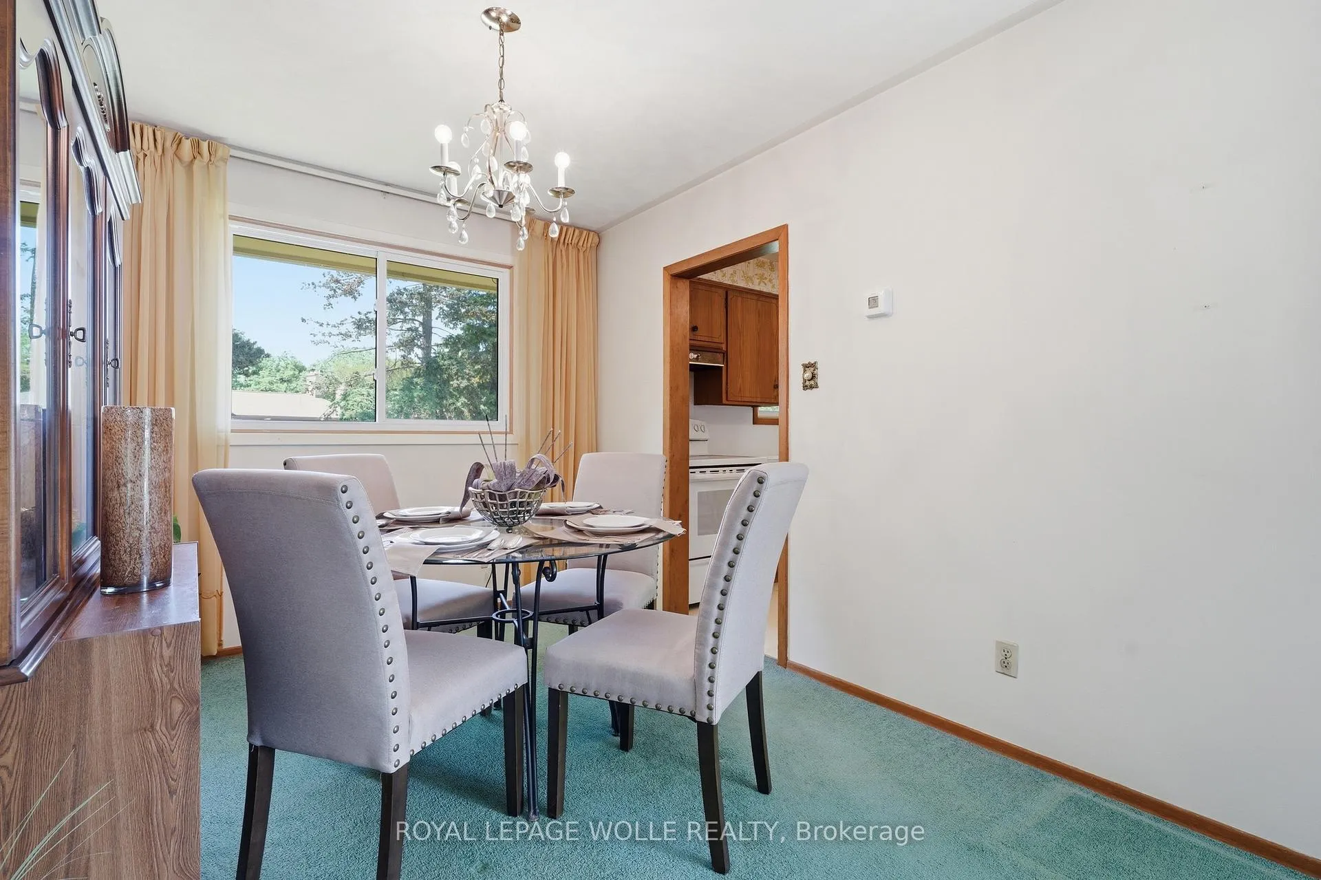 Photo 14 of 4 Bradley Place, Kitchener — HOMEH