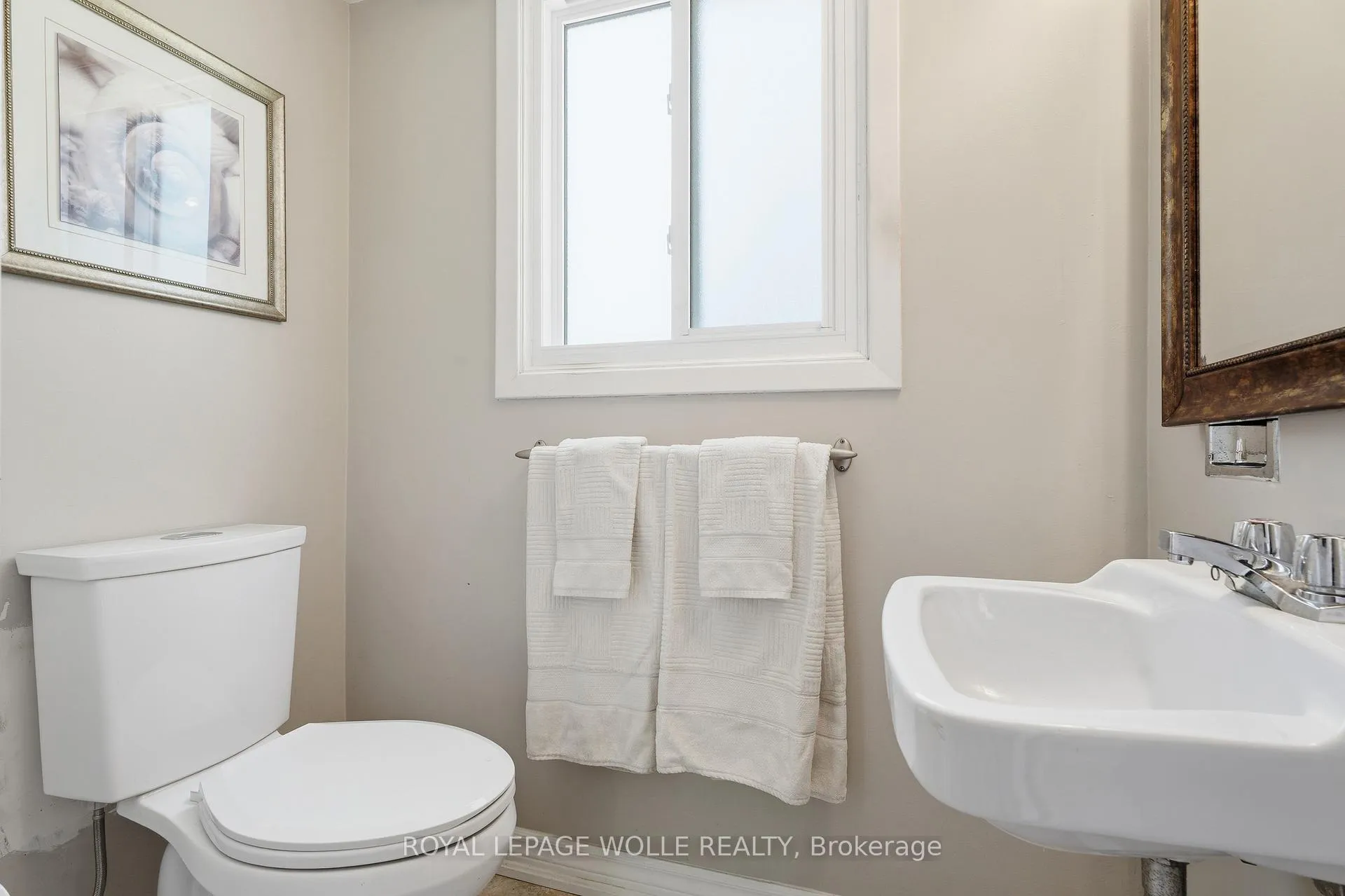 Photo 24 of 4 Bradley Place, Kitchener — HOMEH