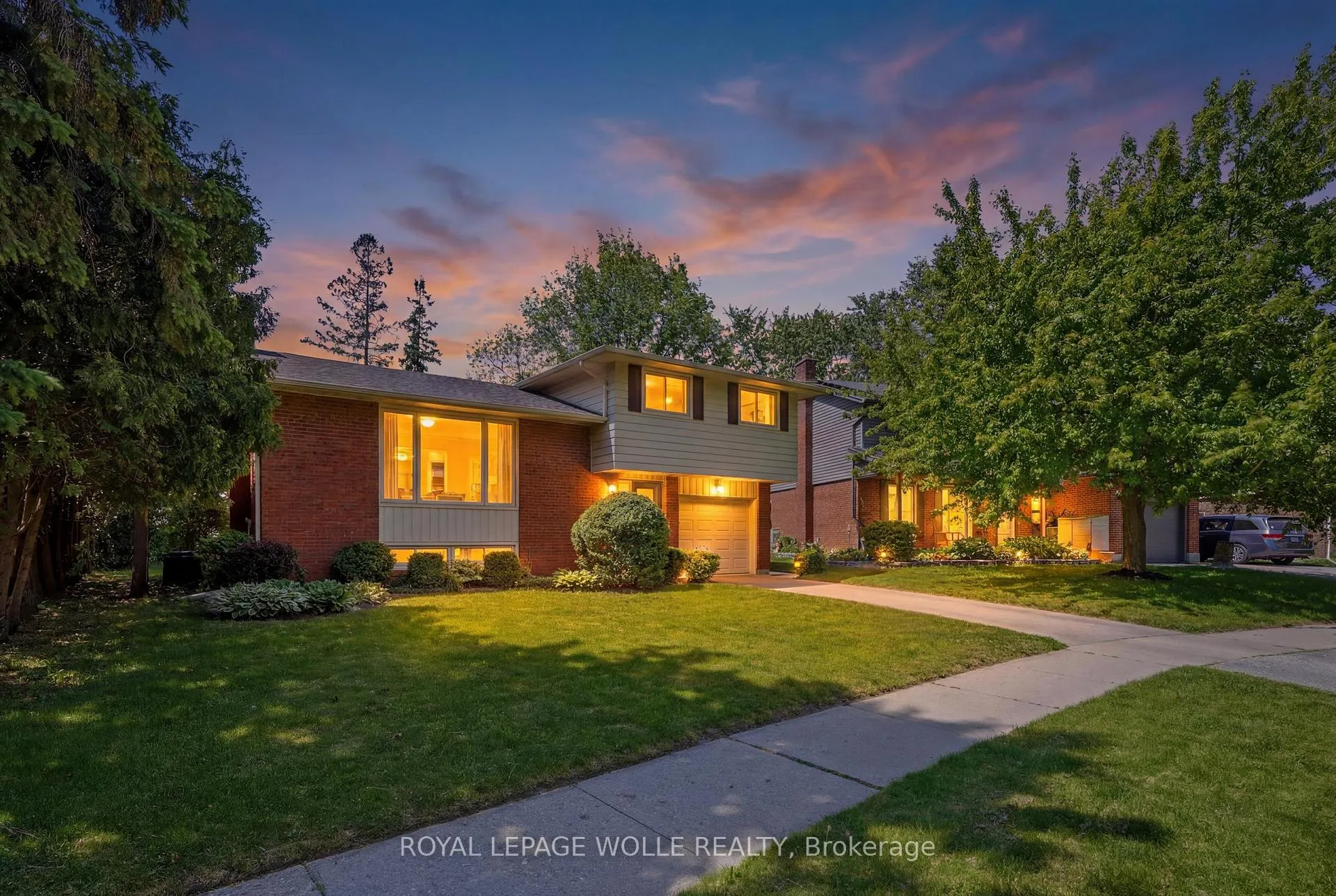 Photo 31 of 4 Bradley Place, Kitchener — HOMEH