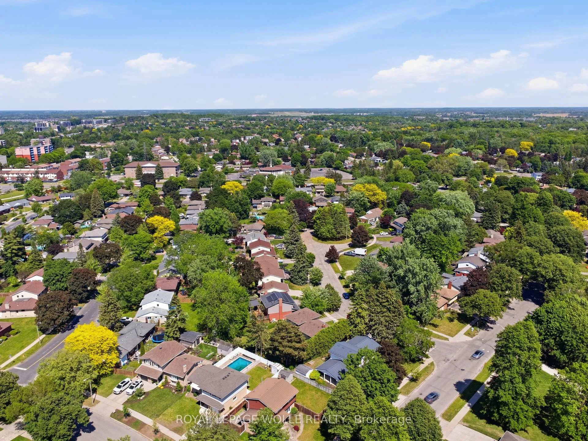 Photo 44 of 4 Bradley Place, Kitchener — HOMEH