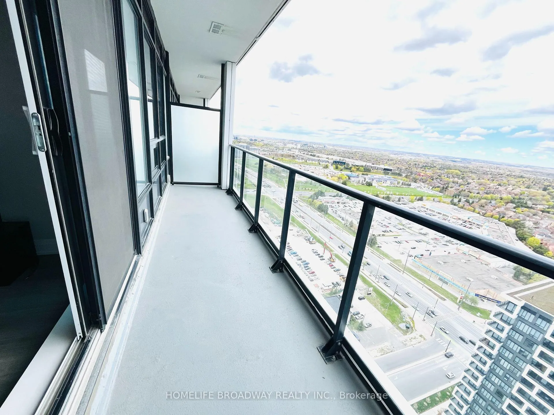 Photo 12 of Unit 3609, 8 Water Walk Drive, Markham, Unionville — HOMEH