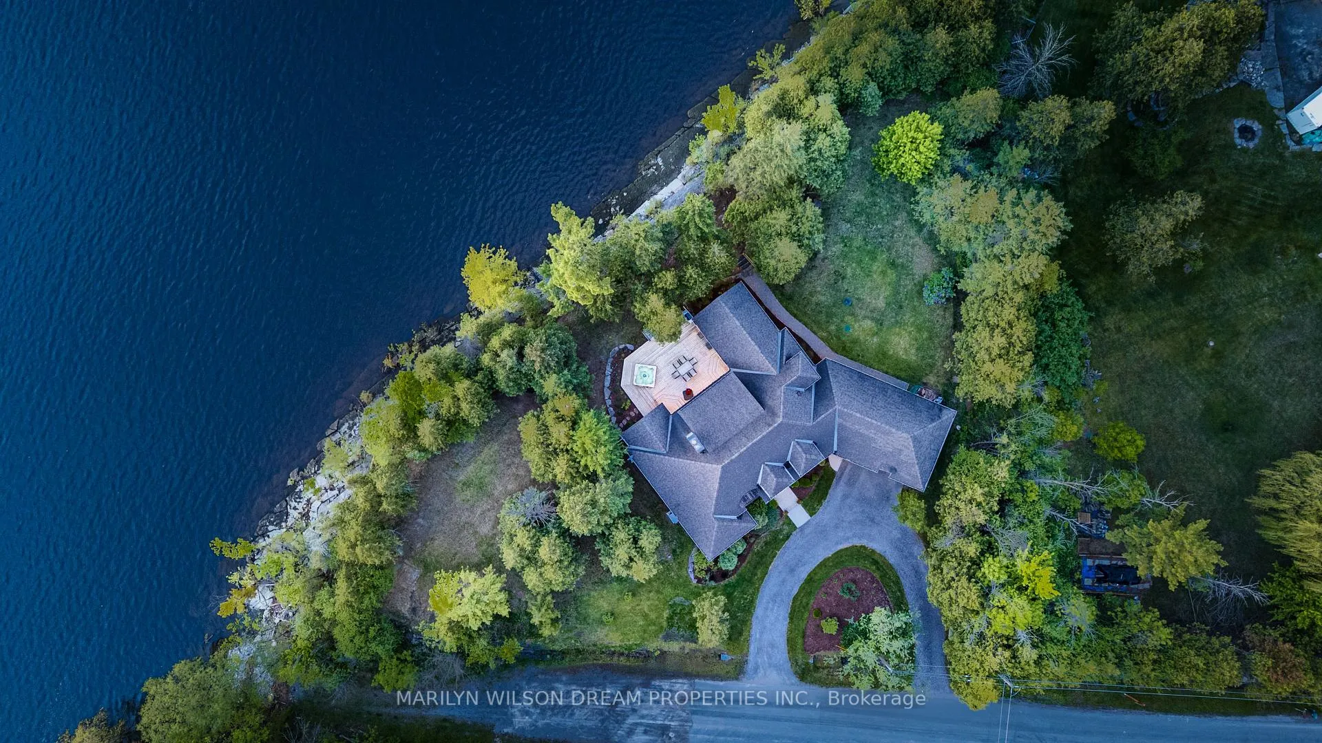 Photo 3 of 3442 Baskins Beach Road, Ottawa, Dunrobin Shores — HOMEH