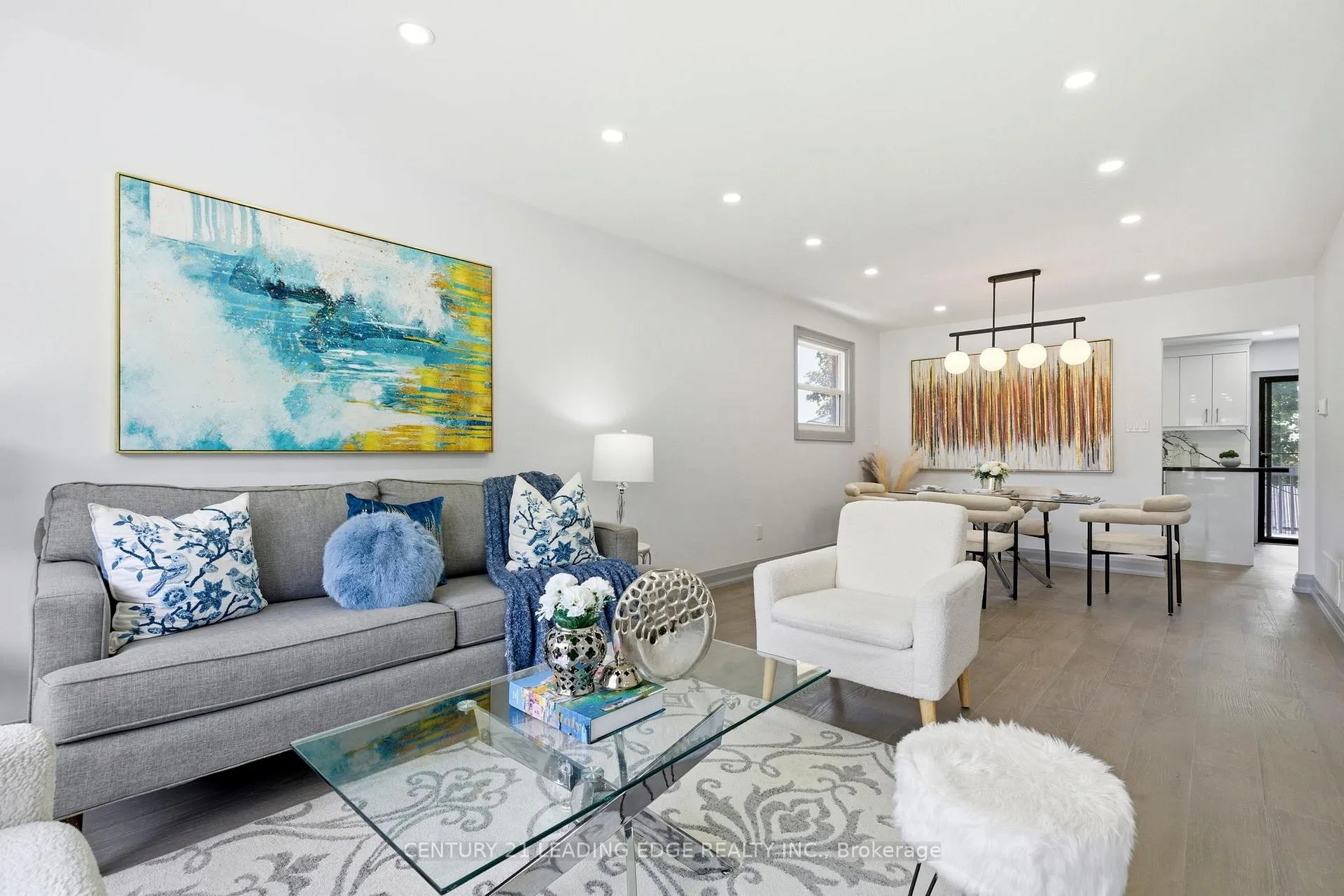 Photo 7 of 8 Hialeah Crescent, Whitby, Blue Grass Meadows — HOMEH