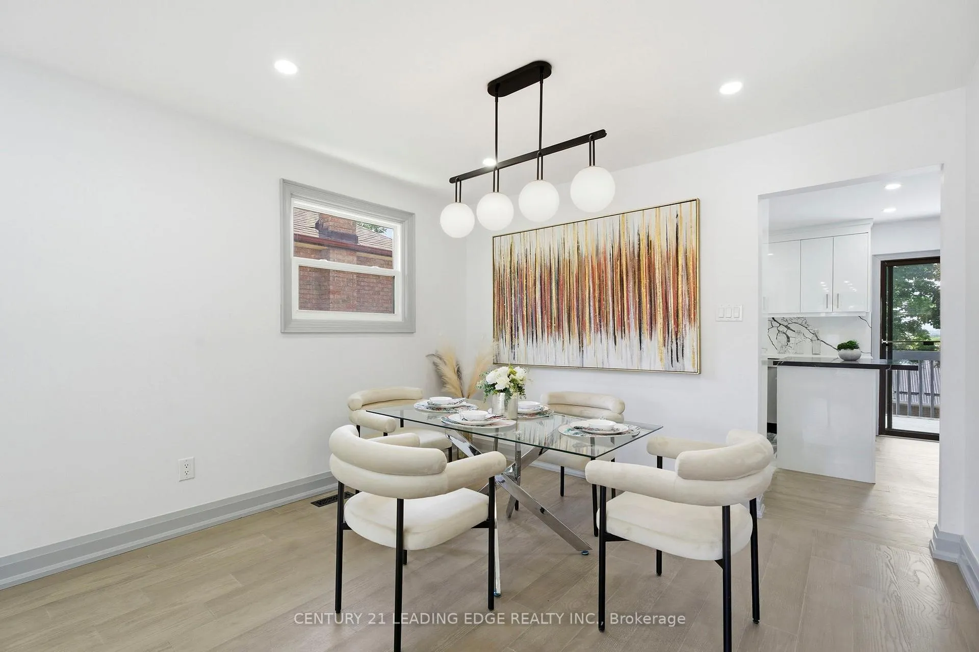 Photo 8 of 8 Hialeah Crescent, Whitby, Blue Grass Meadows — HOMEH