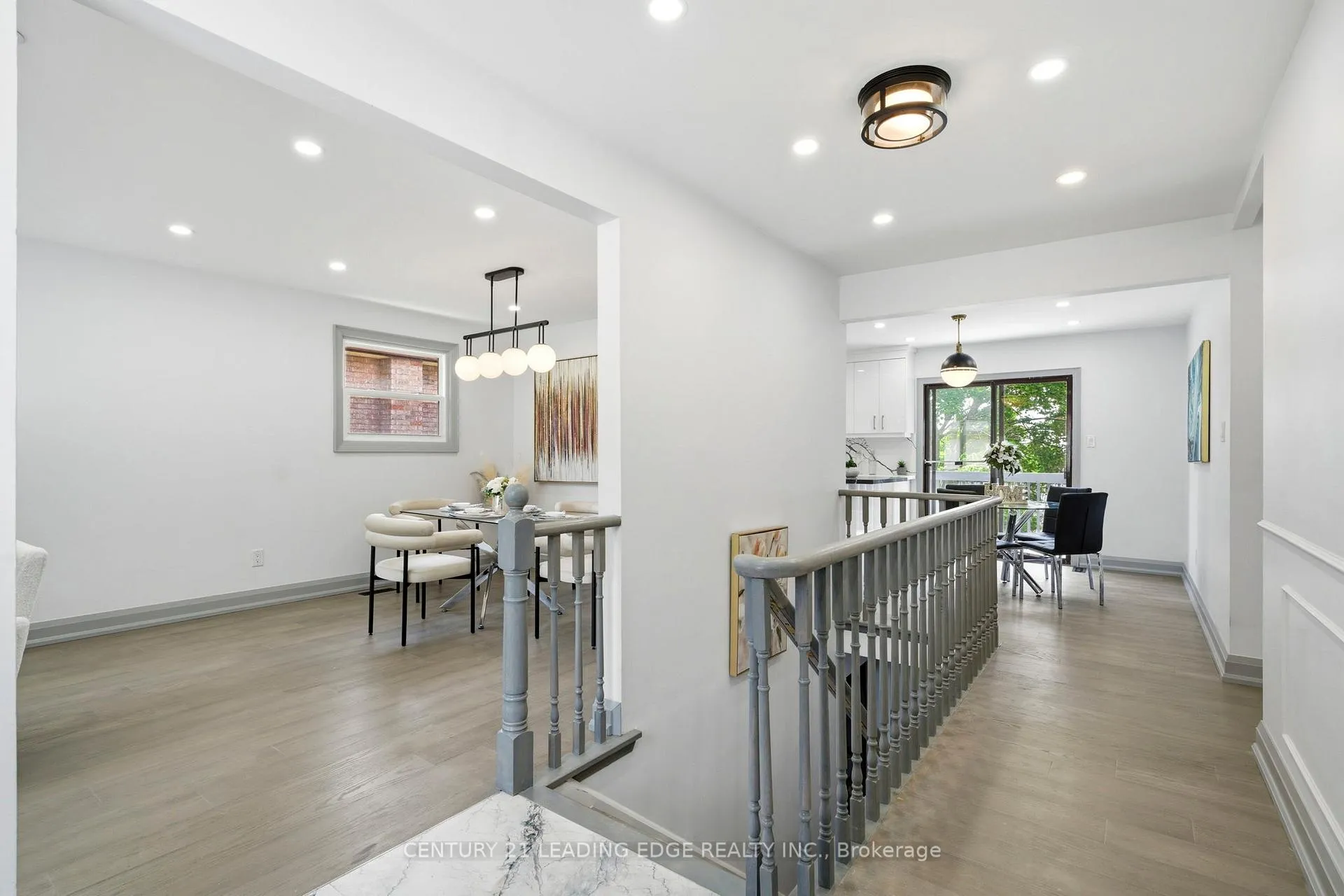 Photo 14 of 8 Hialeah Crescent, Whitby, Blue Grass Meadows — HOMEH