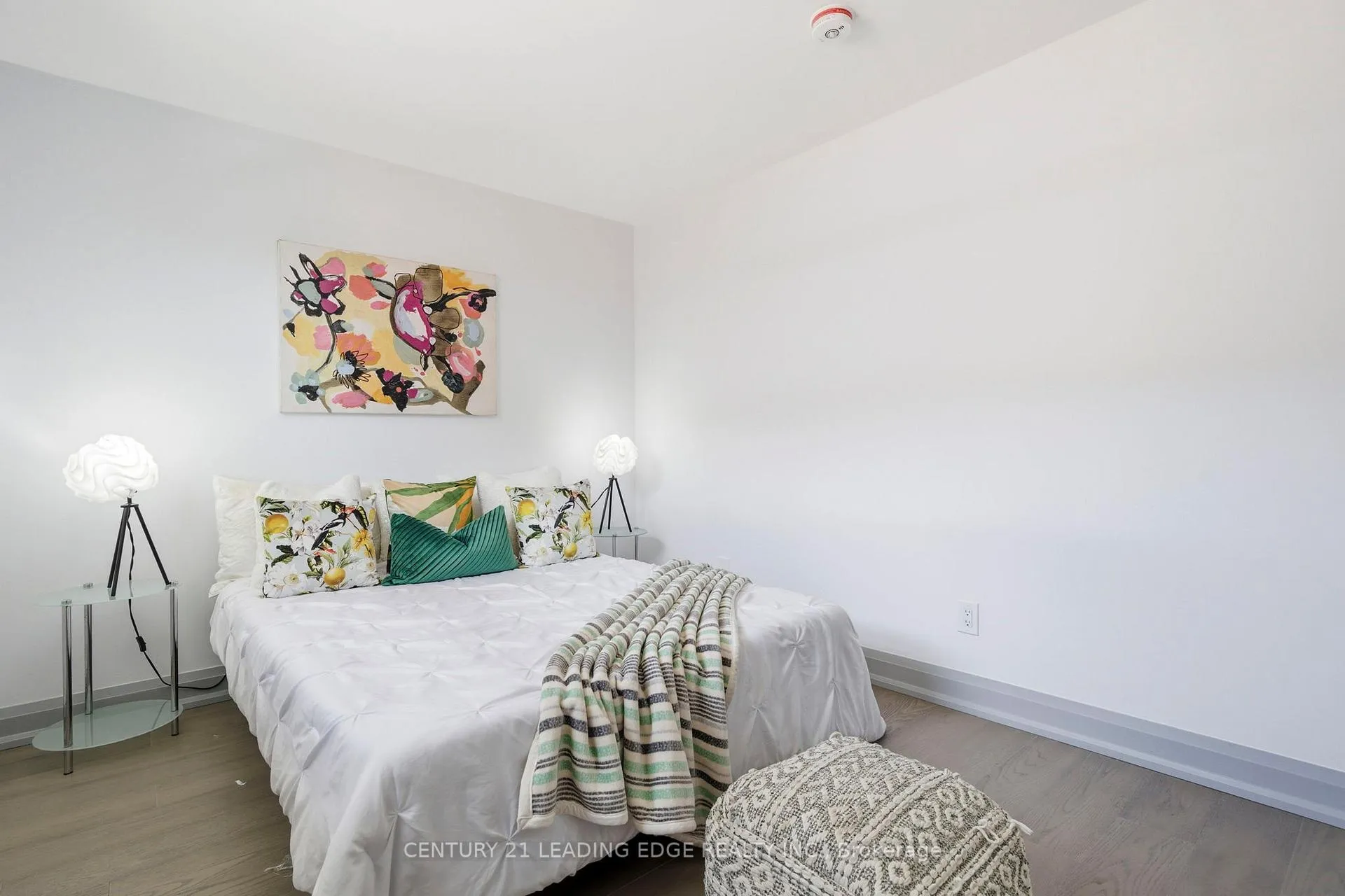 Photo 21 of 8 Hialeah Crescent, Whitby, Blue Grass Meadows — HOMEH