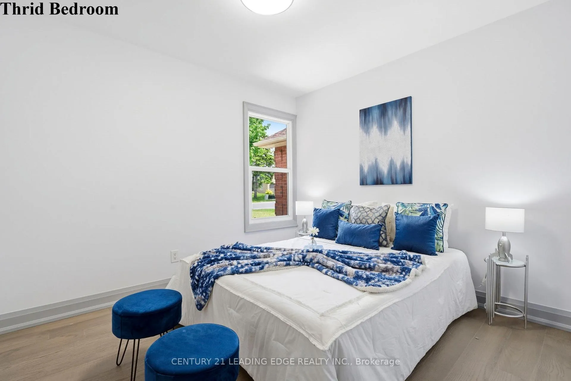 Photo 22 of 8 Hialeah Crescent, Whitby, Blue Grass Meadows — HOMEH