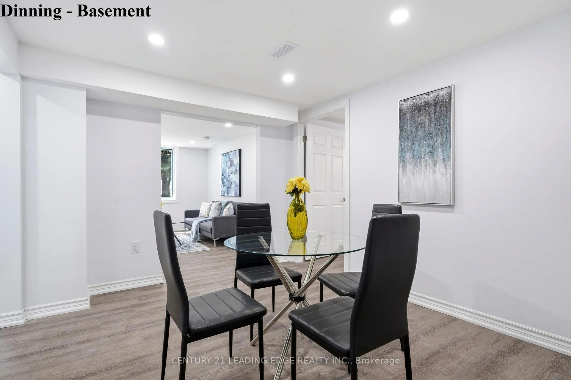 Photo 30 of 8 Hialeah Crescent, Whitby, Blue Grass Meadows — HOMEH