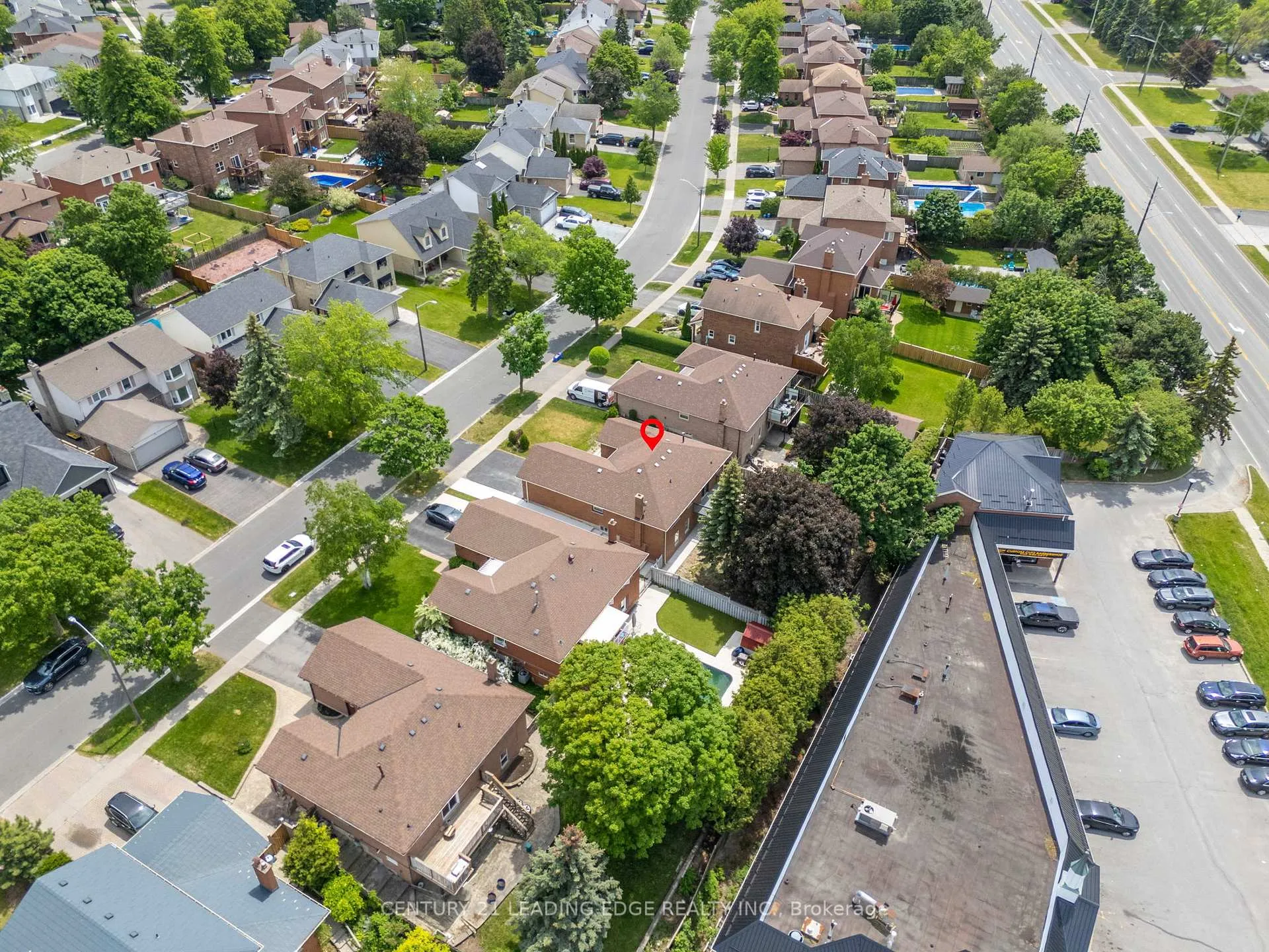 Photo 45 of 8 Hialeah Crescent, Whitby, Blue Grass Meadows — HOMEH