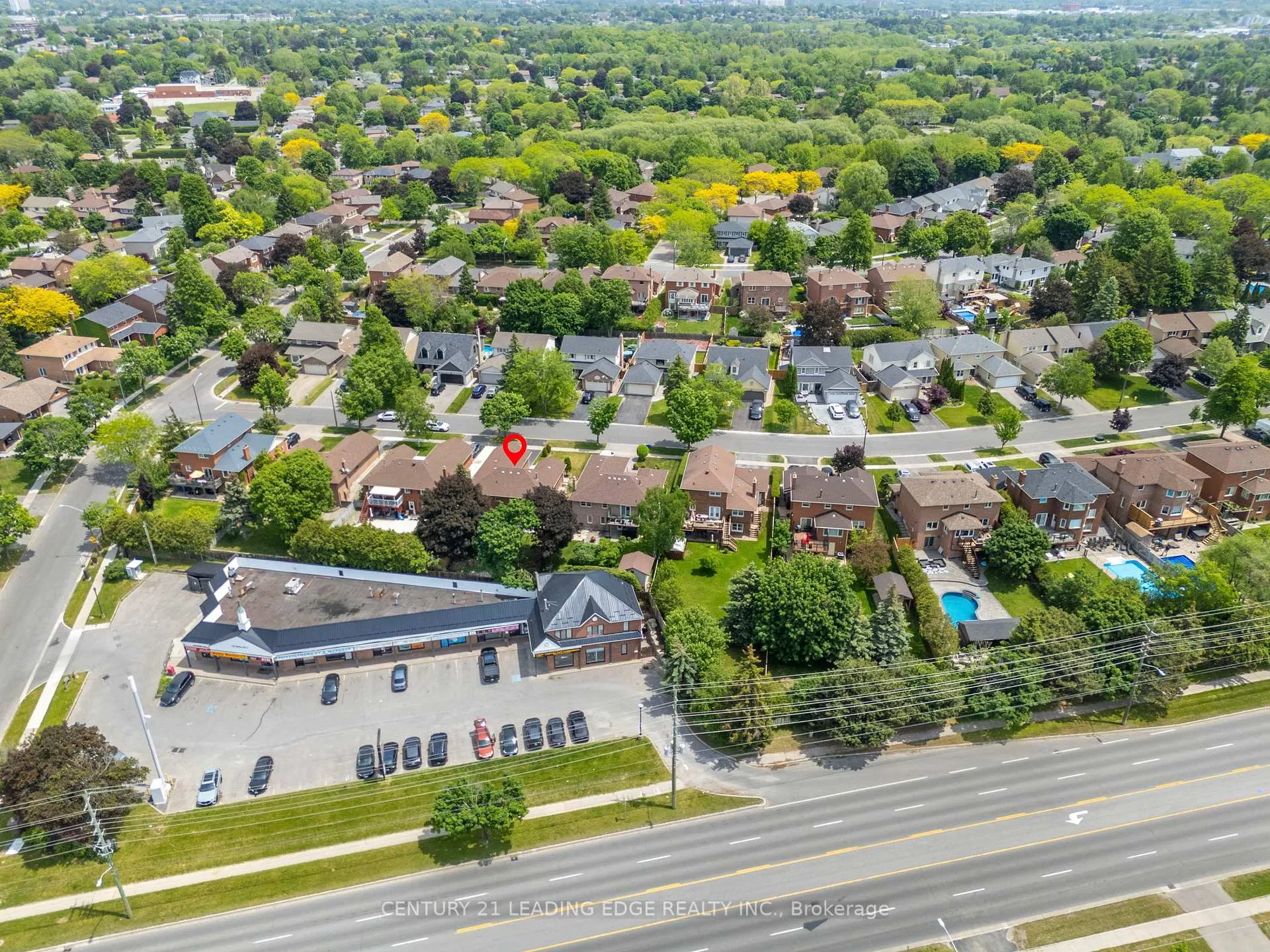Photo 46 of 8 Hialeah Crescent, Whitby, Blue Grass Meadows — HOMEH