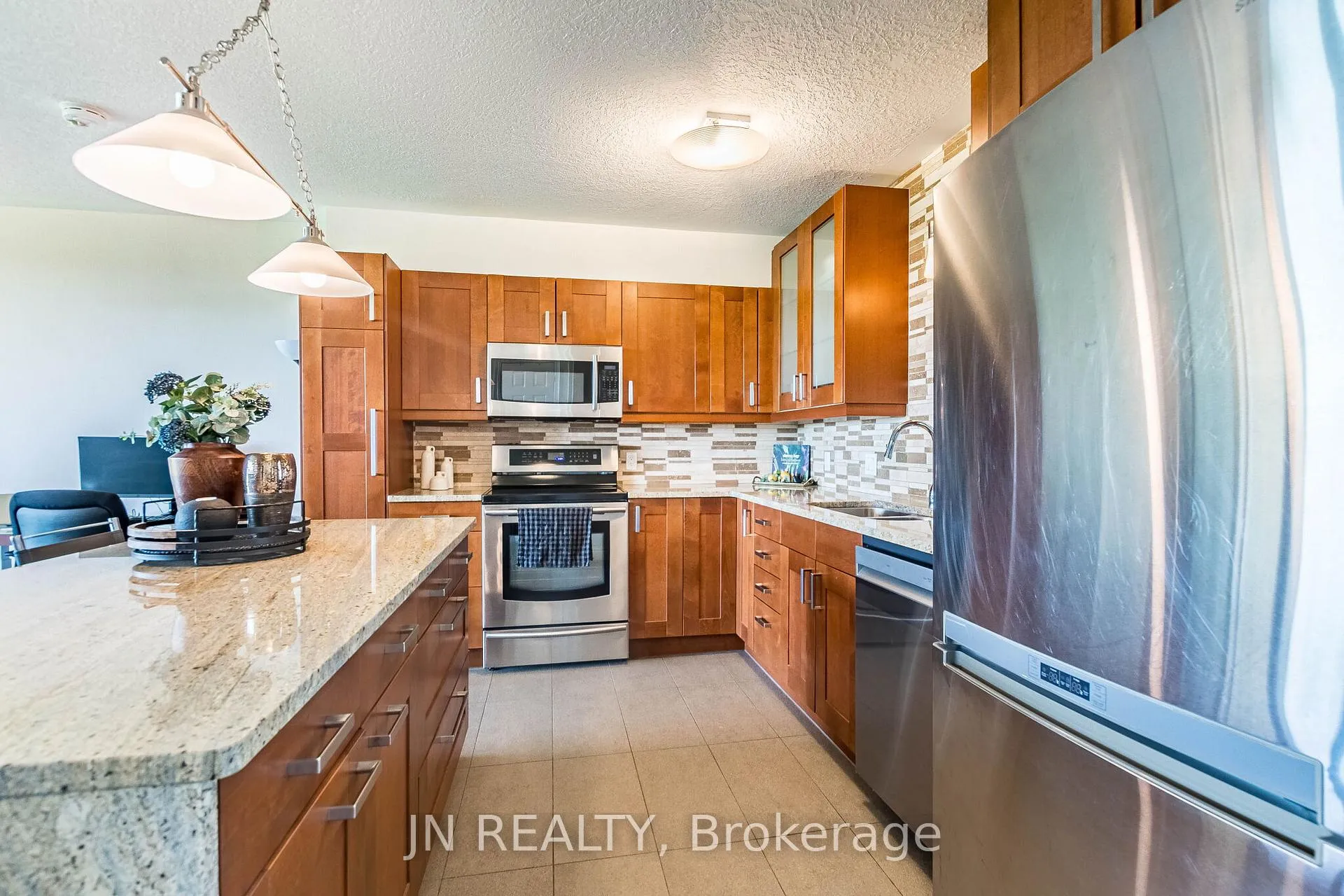 Photo 18 of Unit 409, 188 Mill Street S, Brampton, Brampton South — HOMEH