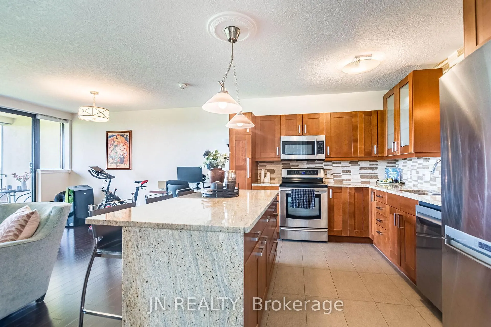 Photo 19 of Unit 409, 188 Mill Street S, Brampton, Brampton South — HOMEH
