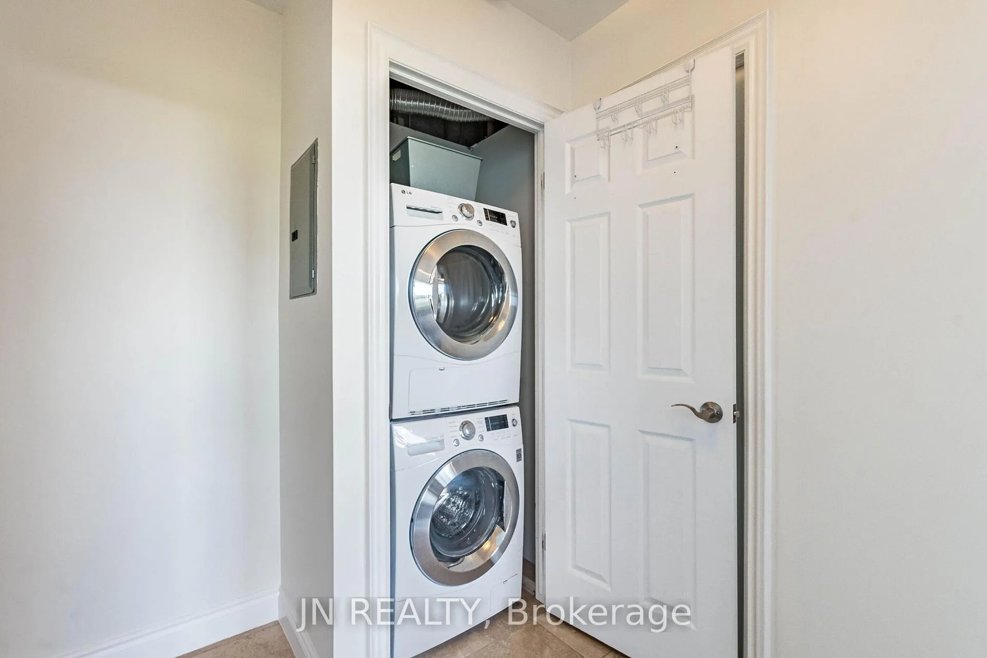 Photo 27 of Unit 409, 188 Mill Street S, Brampton, Brampton South — HOMEH