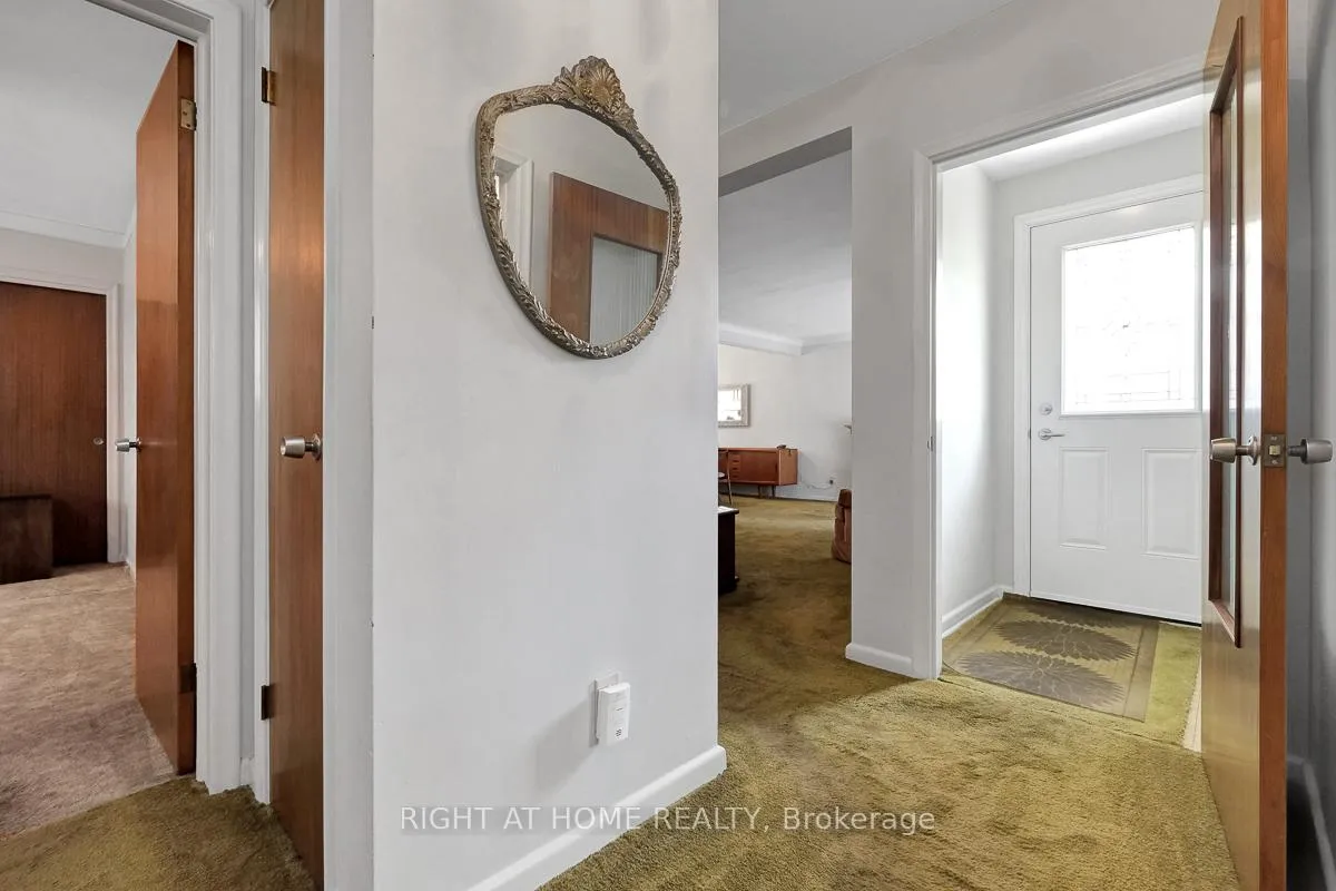 Photo 4 of 955 Alpine Avenue, Ottawa, Queensway Terrace North — HOMEH