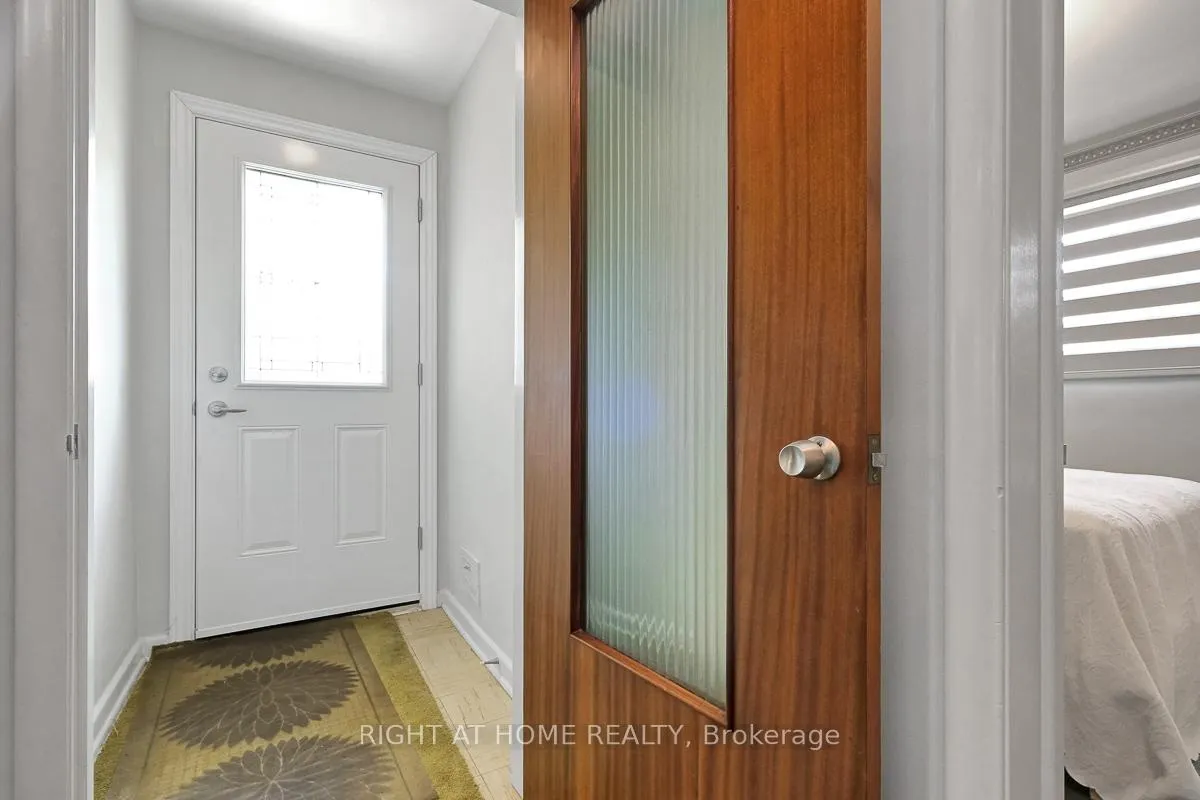 Photo 5 of 955 Alpine Avenue, Ottawa, Queensway Terrace North — HOMEH