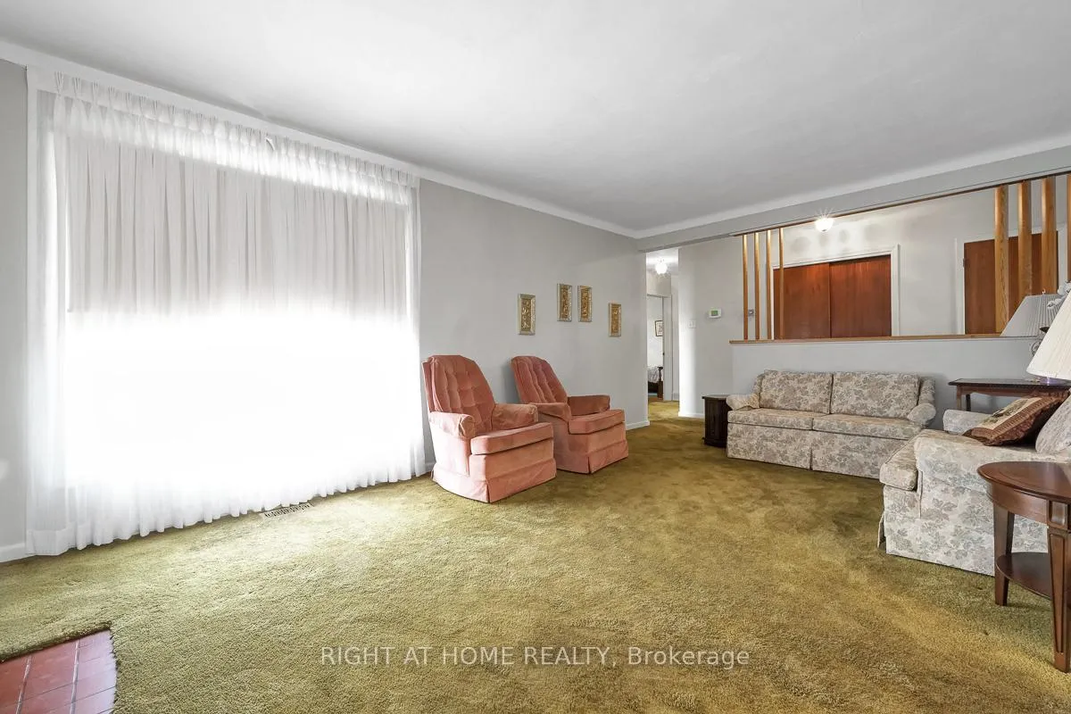 Photo 7 of 955 Alpine Avenue, Ottawa, Queensway Terrace North — HOMEH