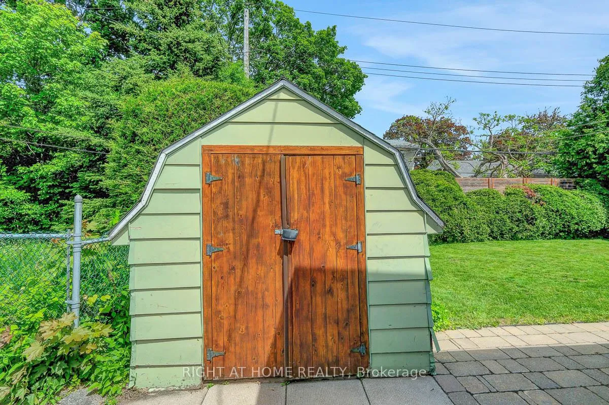Photo 35 of 955 Alpine Avenue, Ottawa, Queensway Terrace North — HOMEH