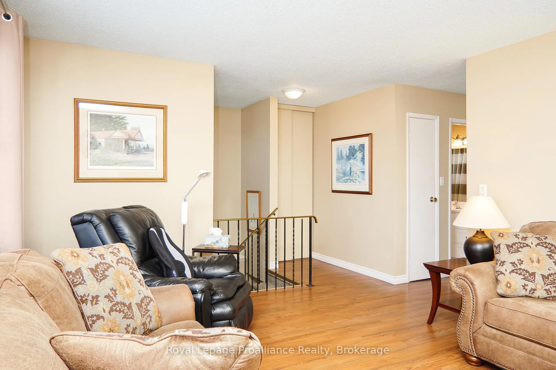Photo 10 of 679 Mackechnie Crescent, Cobourg — HOMEH