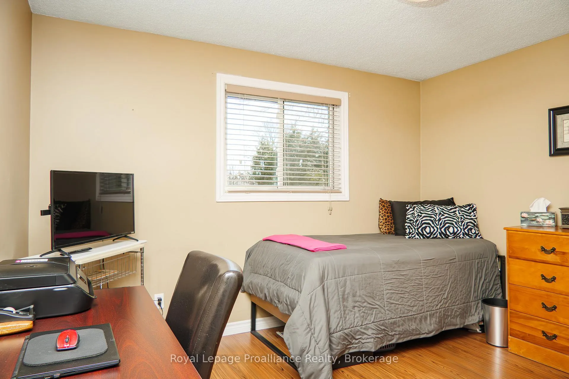 Photo 21 of 679 Mackechnie Crescent, Cobourg — HOMEH