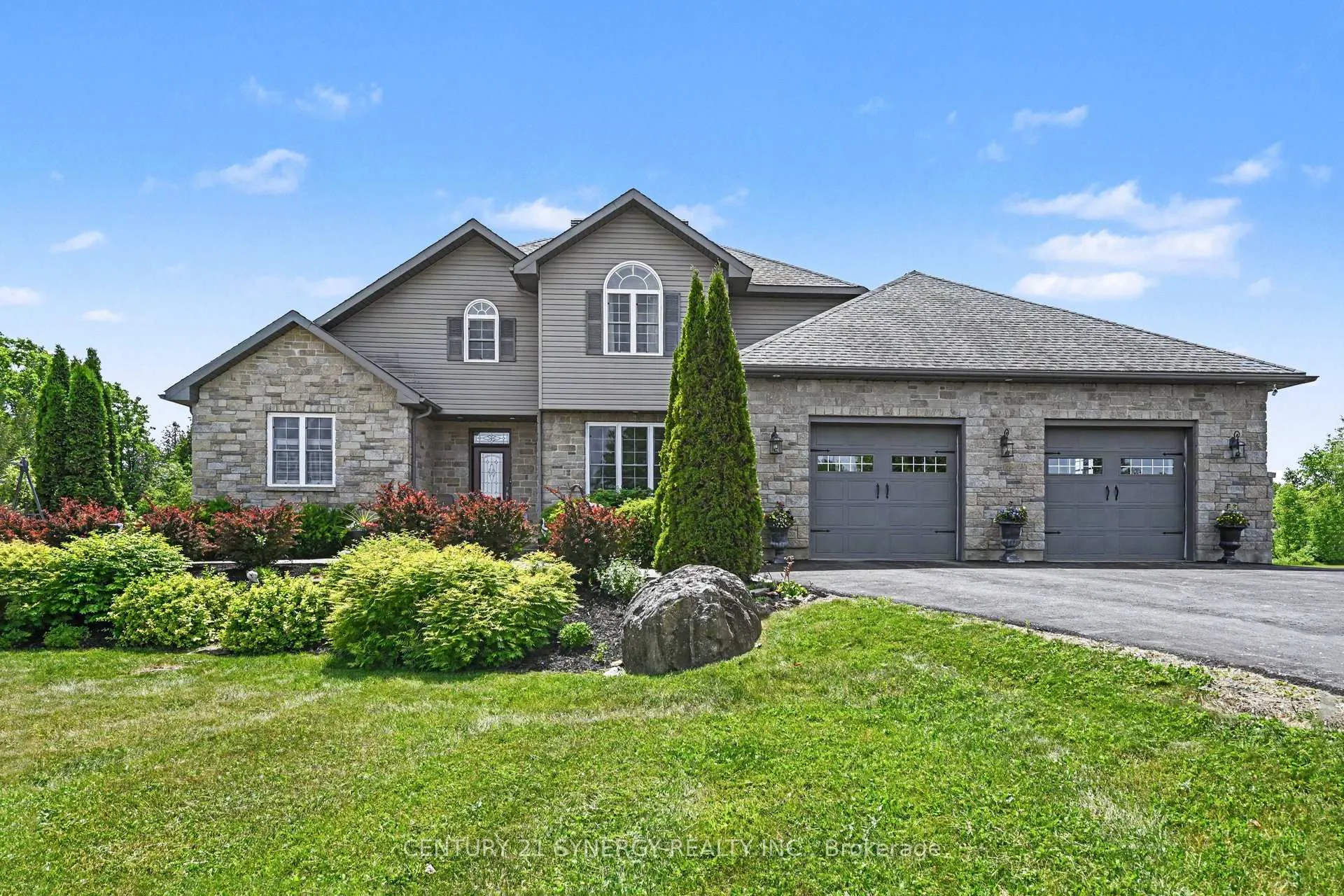 Front of 30 Basswood Crescent