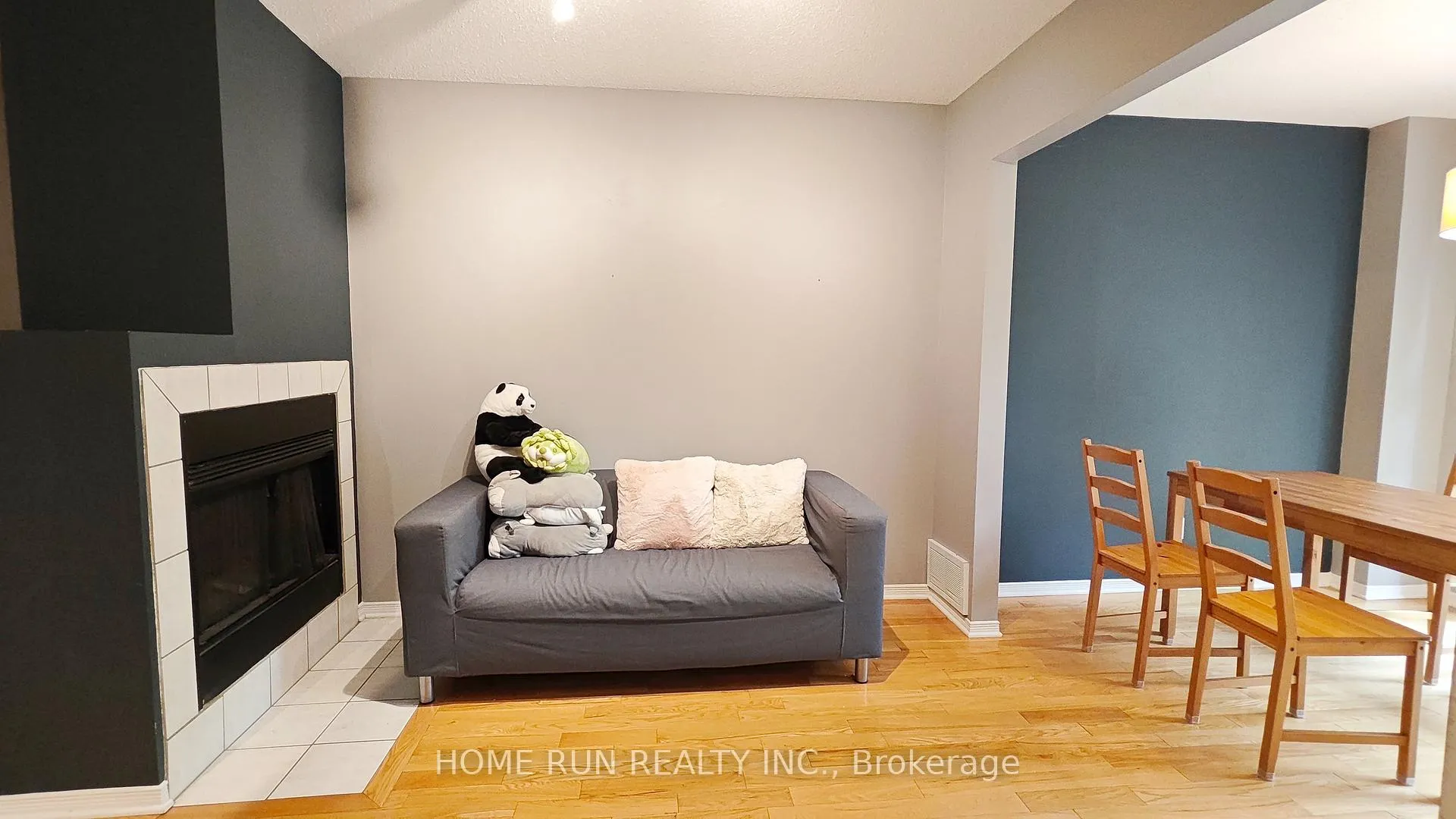 Photo 8 of 152 Thornbury Crescent, Ottawa, Centrepointe — HOMEH