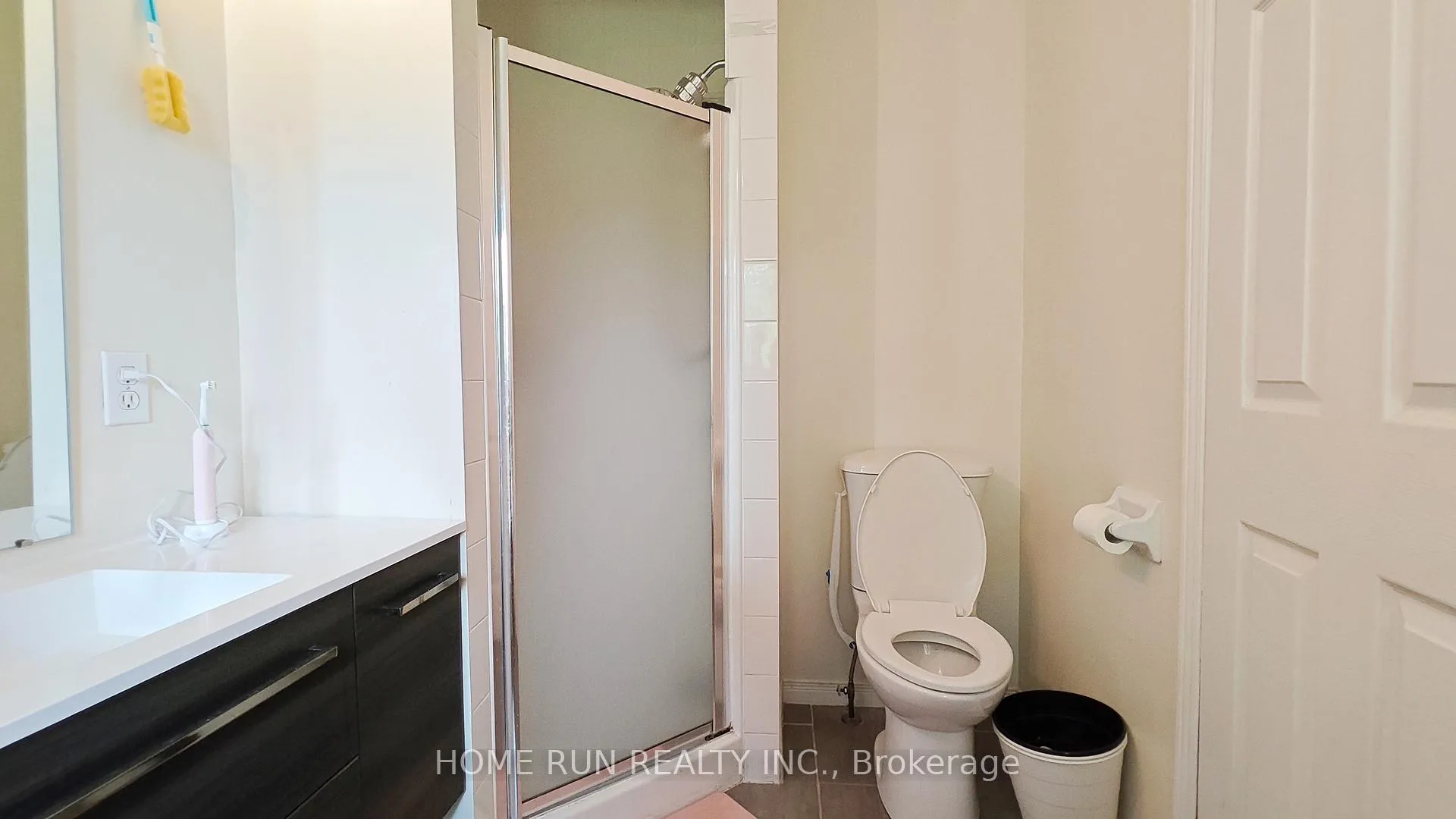 Photo 23 of 152 Thornbury Crescent, Ottawa, Centrepointe — HOMEH