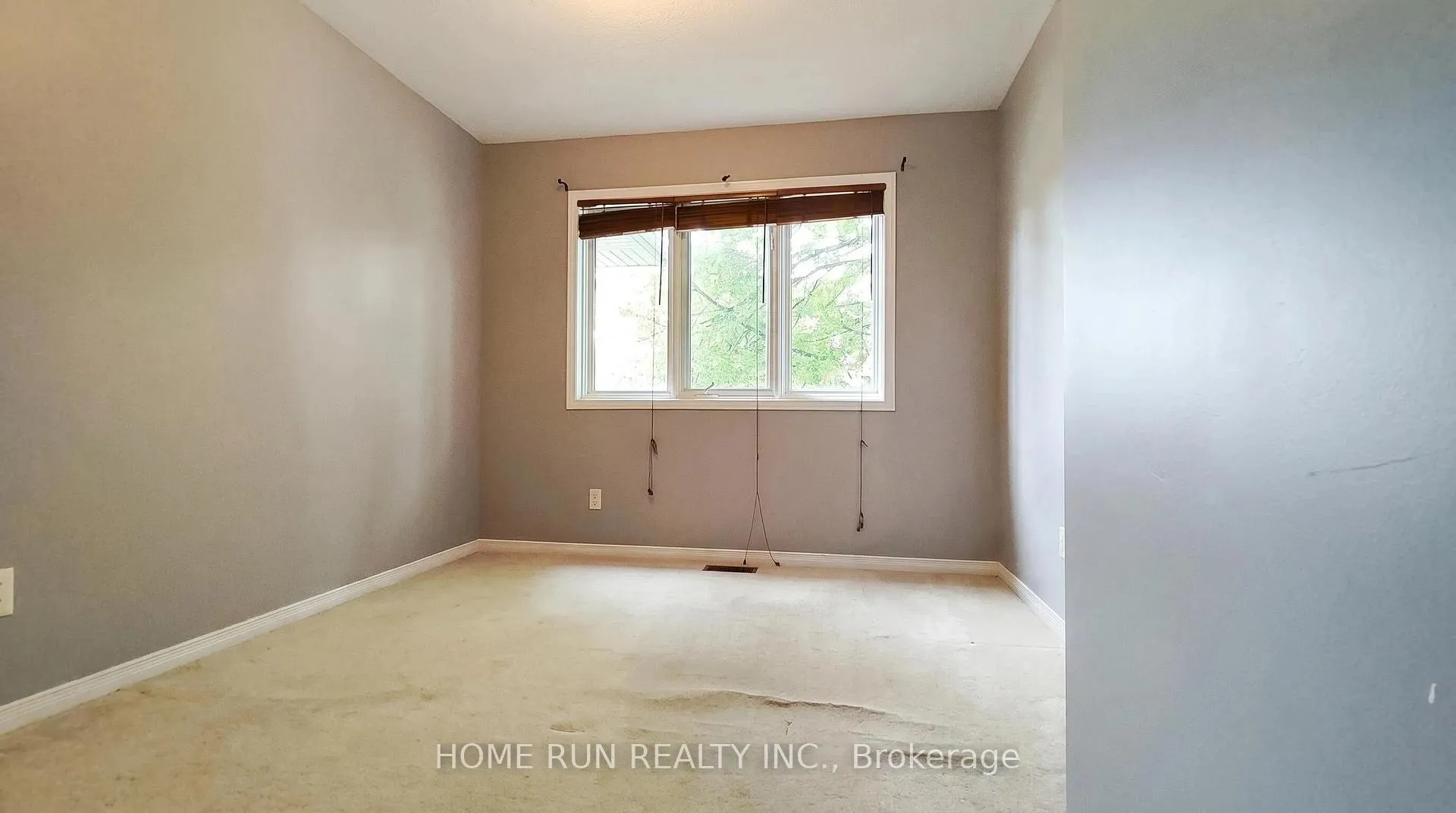 Photo 27 of 152 Thornbury Crescent, Ottawa, Centrepointe — HOMEH