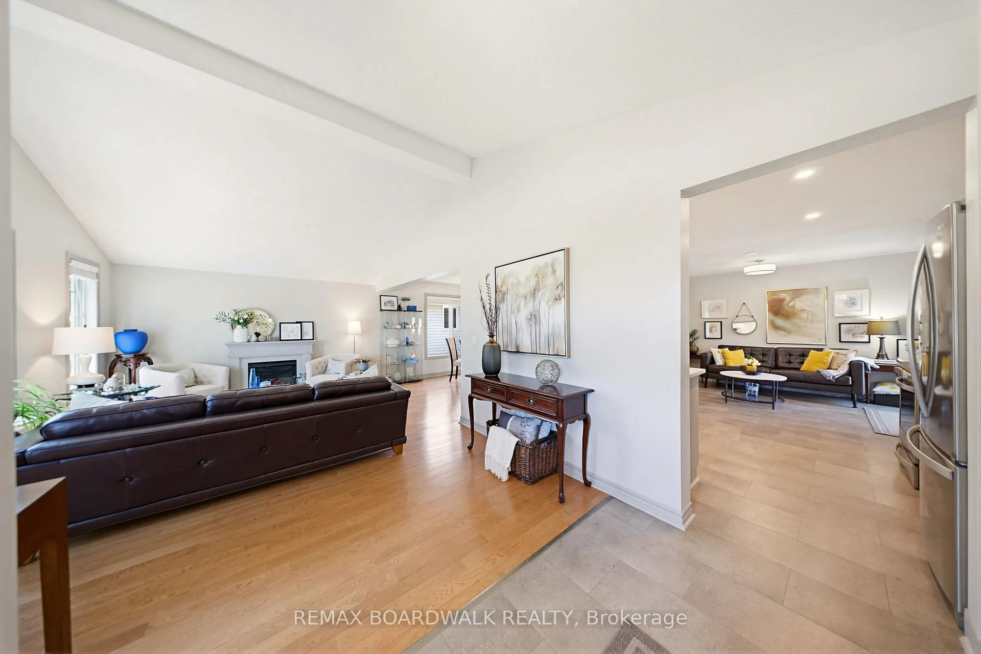 Photo 6 of 1013 Ada Barrington Private, Ottawa, Greely — HOMEH