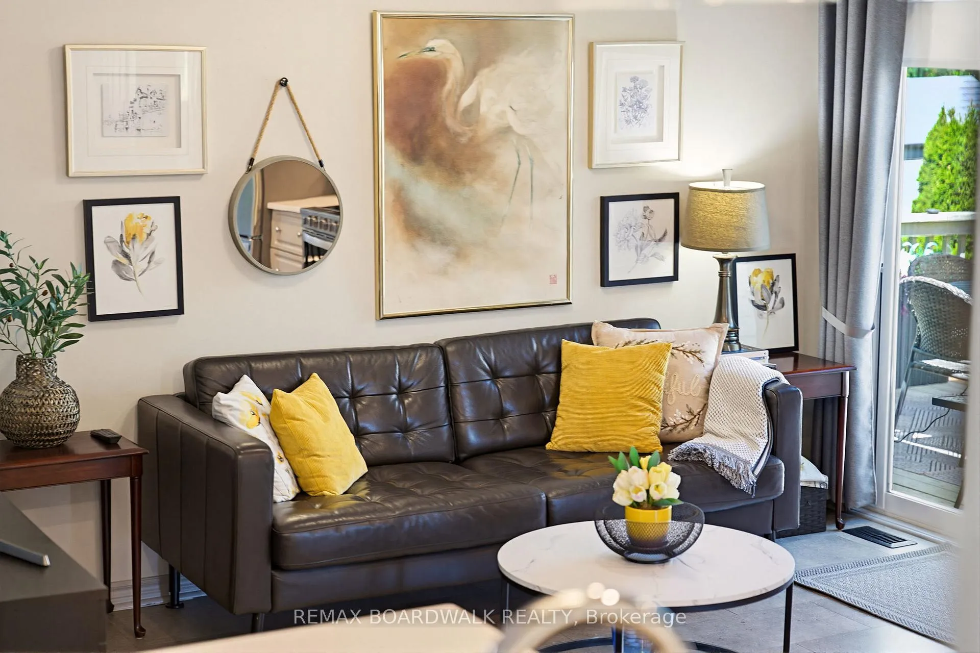 Photo 20 of 1013 Ada Barrington Private, Ottawa, Greely — HOMEH