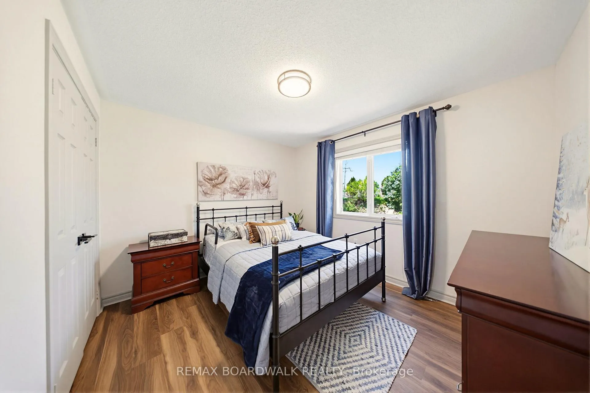 Photo 26 of 1013 Ada Barrington Private, Ottawa, Greely — HOMEH