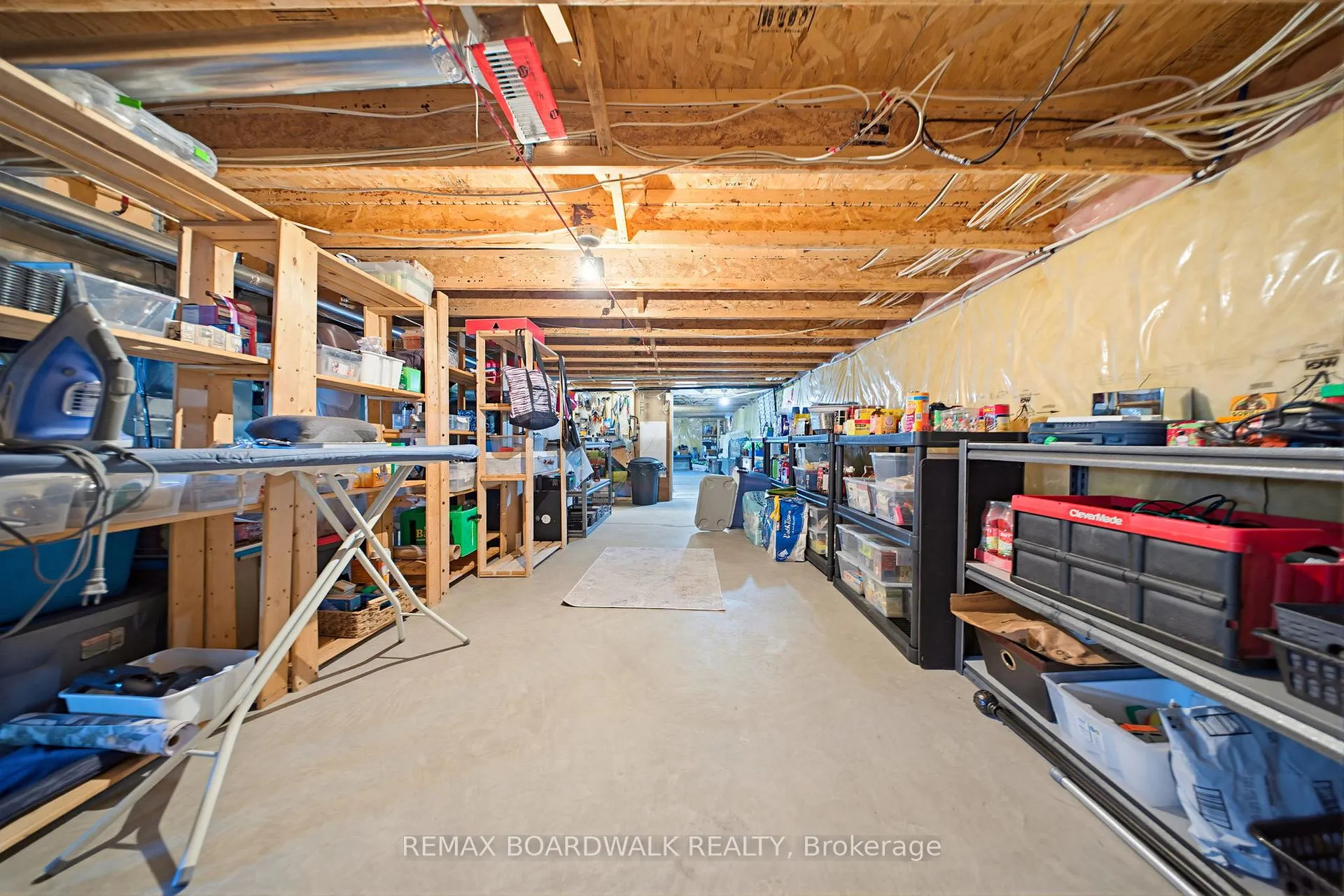 Photo 29 of 1013 Ada Barrington Private, Ottawa, Greely — HOMEH
