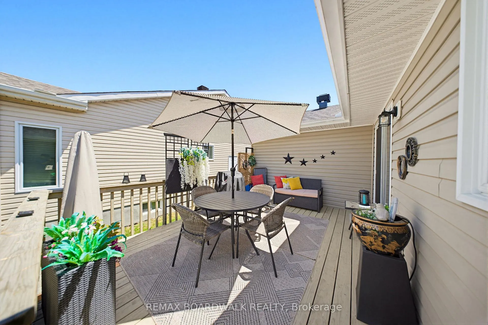 Photo 31 of 1013 Ada Barrington Private, Ottawa, Greely — HOMEH