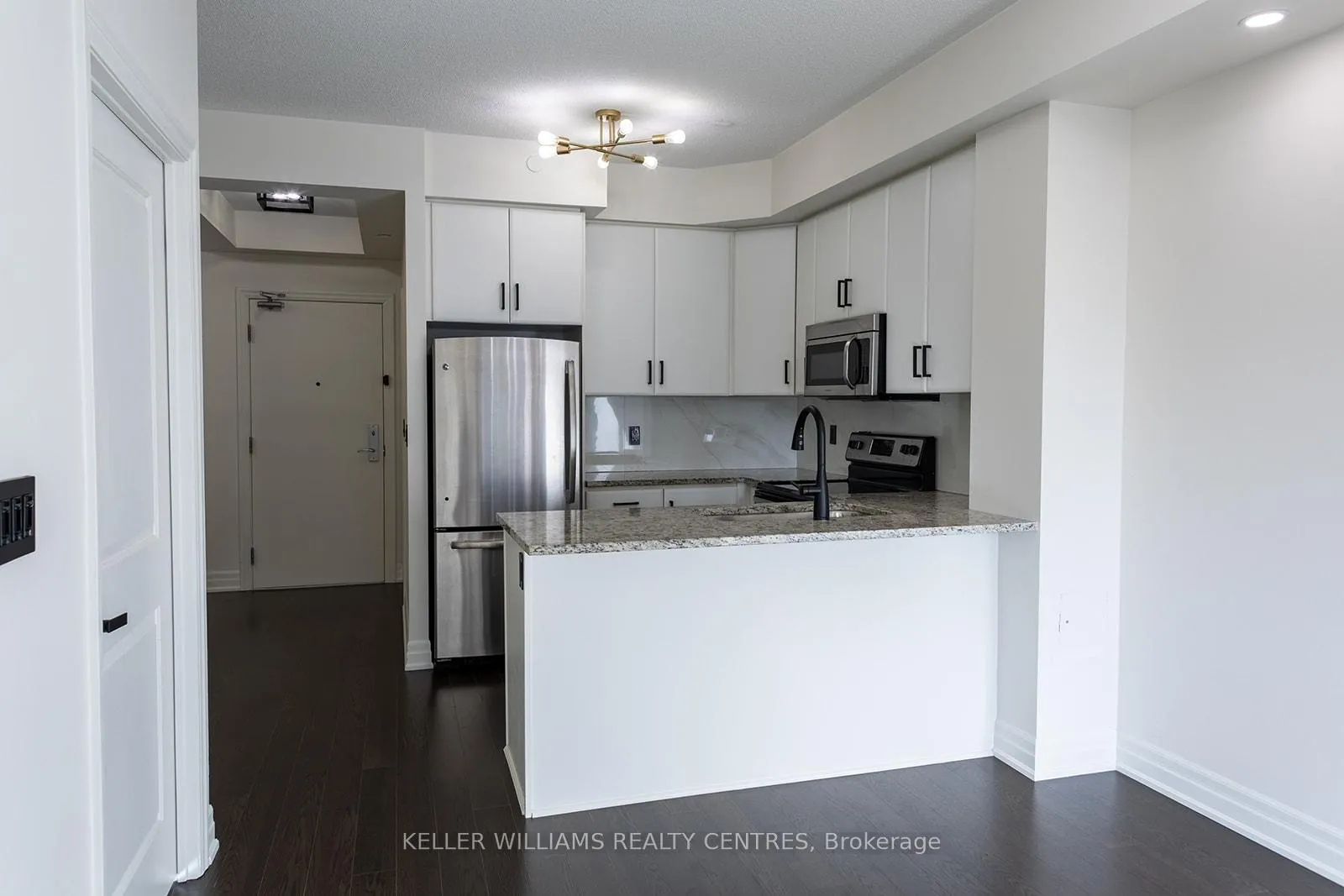 Photo 1 of Unit 216, 111 Civic Square Gate W, Aurora, Bayview Wellington — HOMEH