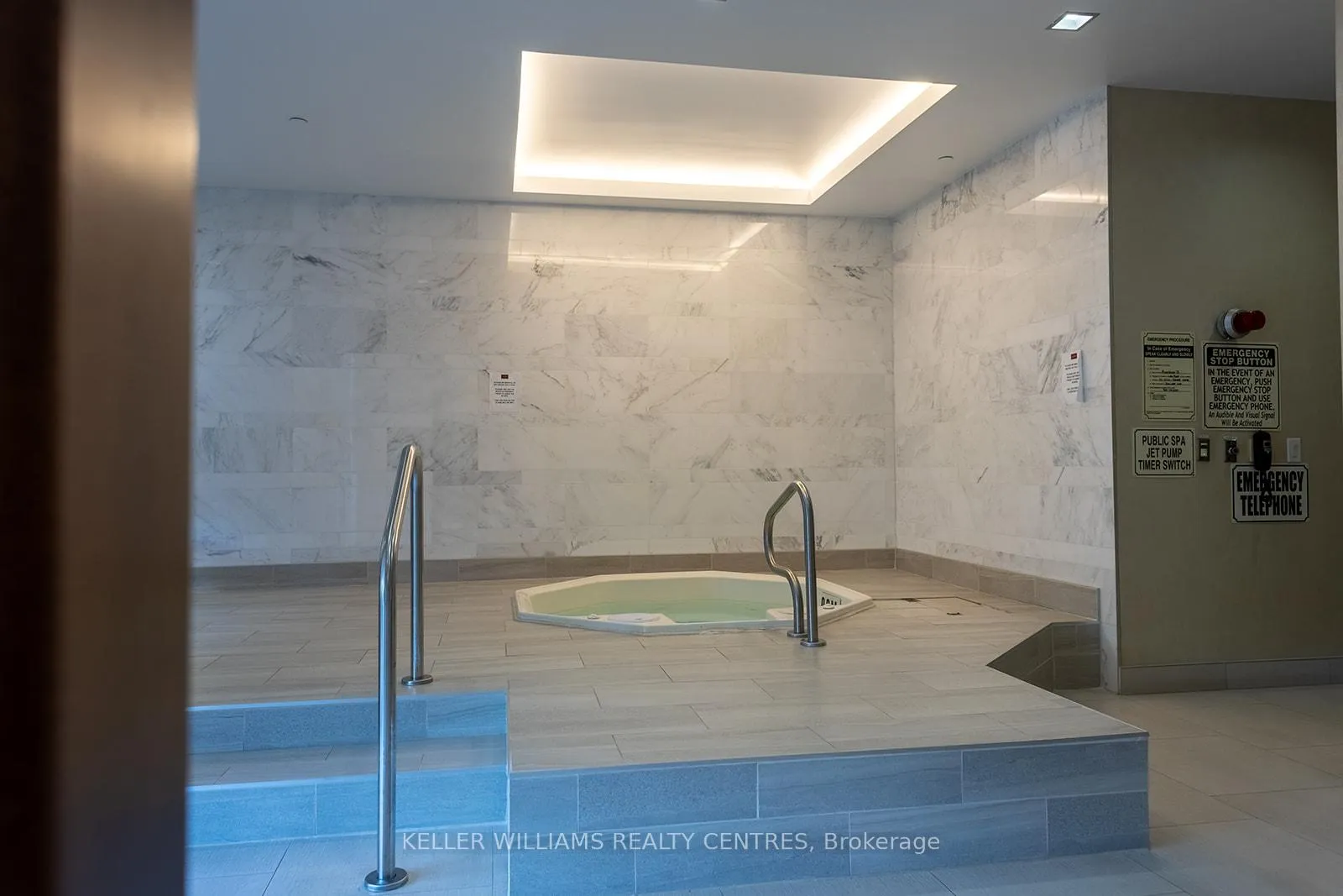 Photo 20 of Unit 216, 111 Civic Square Gate W, Aurora, Bayview Wellington — HOMEH