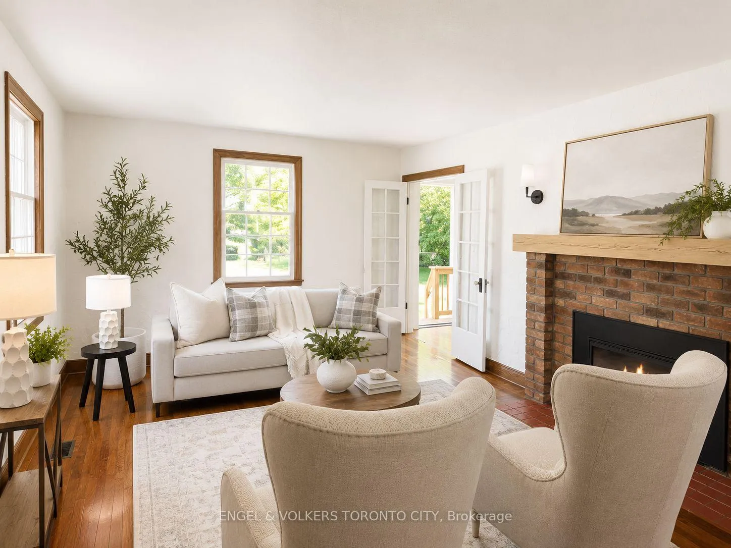 Photo 4 of 192 Library Street, Clearview, Creemore — HOMEH