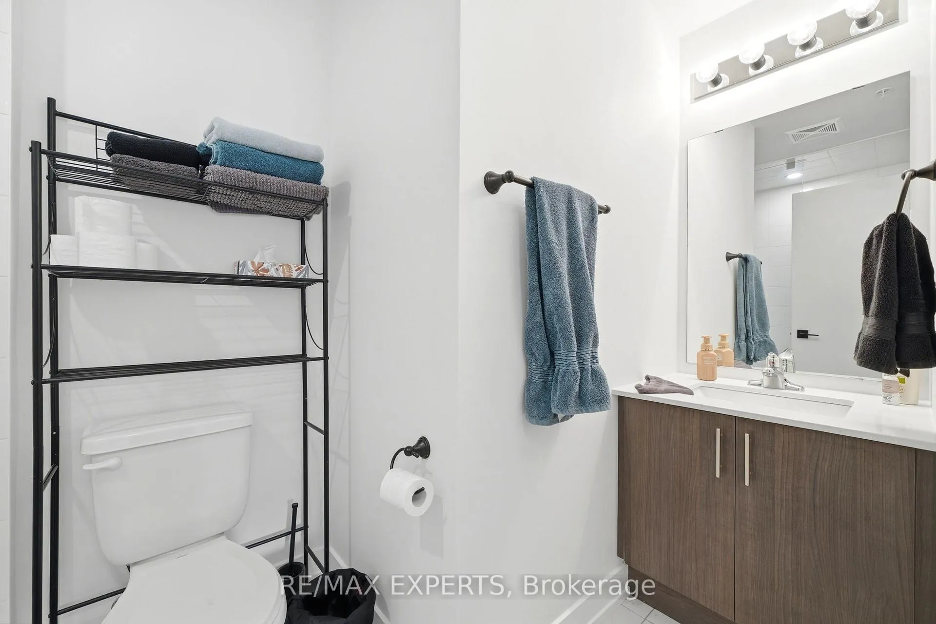 Photo 12 of Unit 103, 4 Spice Way, Barrie, Rural Barrie Southeast — HOMEH