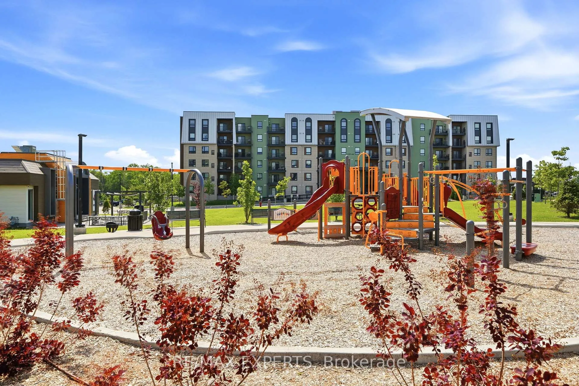 Photo 30 of Unit 103, 4 Spice Way, Barrie, Rural Barrie Southeast — HOMEH