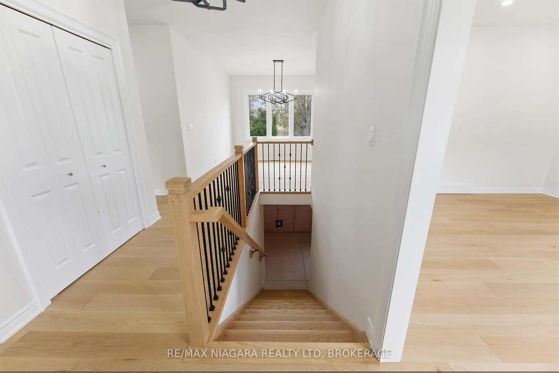 Photo 31 of 17 Glenbarr Road, St. Catharines, Glendale/Glenridge — HOMEH