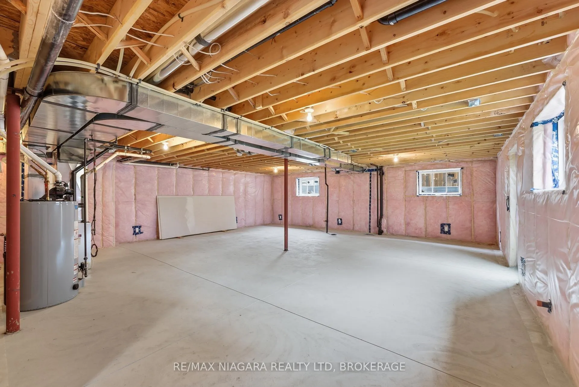 Photo 32 of 17 Glenbarr Road, St. Catharines, Glendale/Glenridge — HOMEH