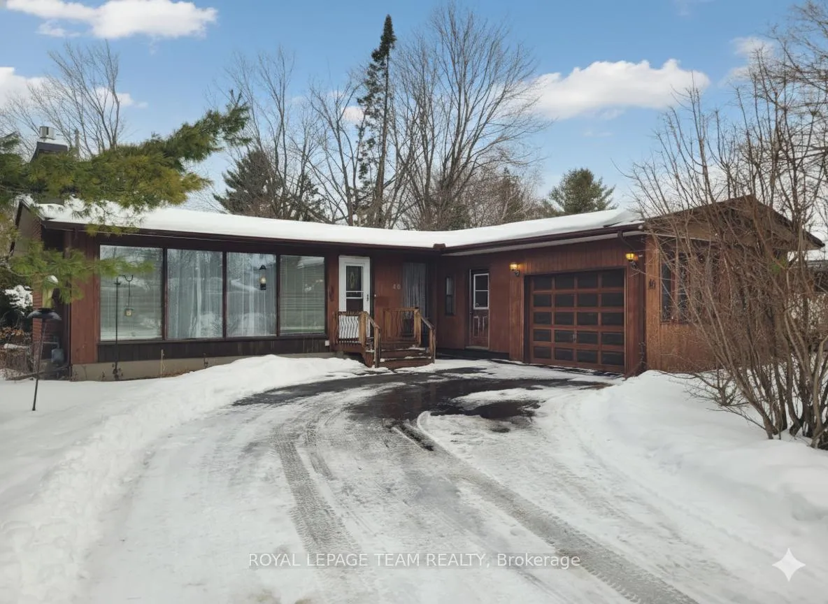 Photo 1 of 46 Quinpool Crescent, Ottawa, Arbeatha Park — HOMEH