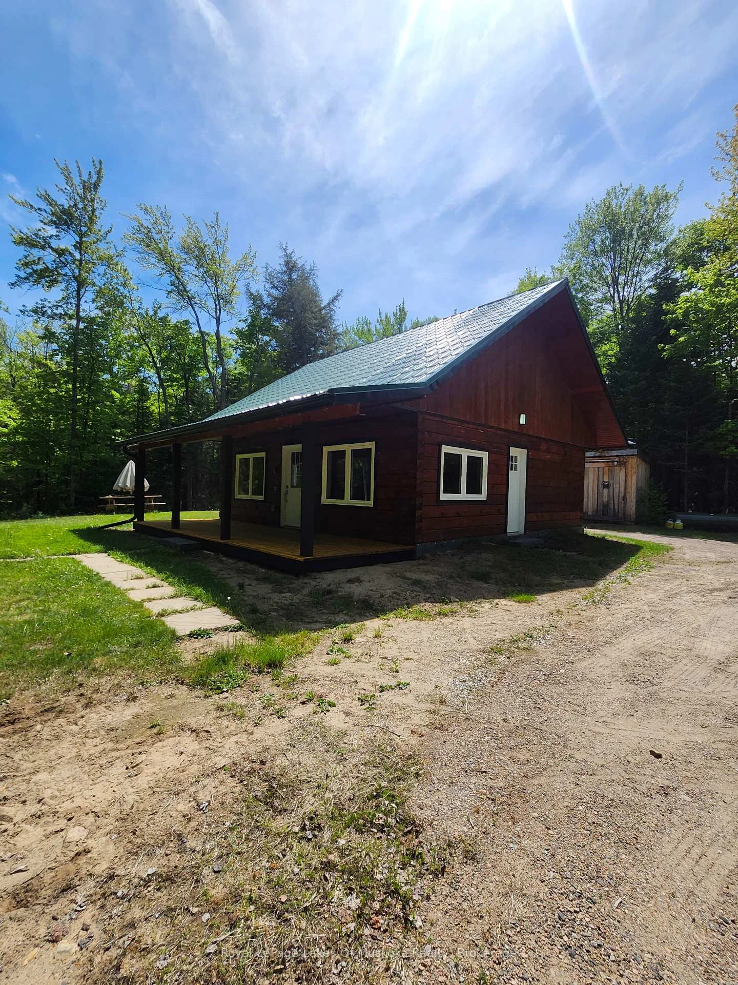 Photo 39 of 3997 Chetwynd Road, Kearney, Proudfoot — HOMEH