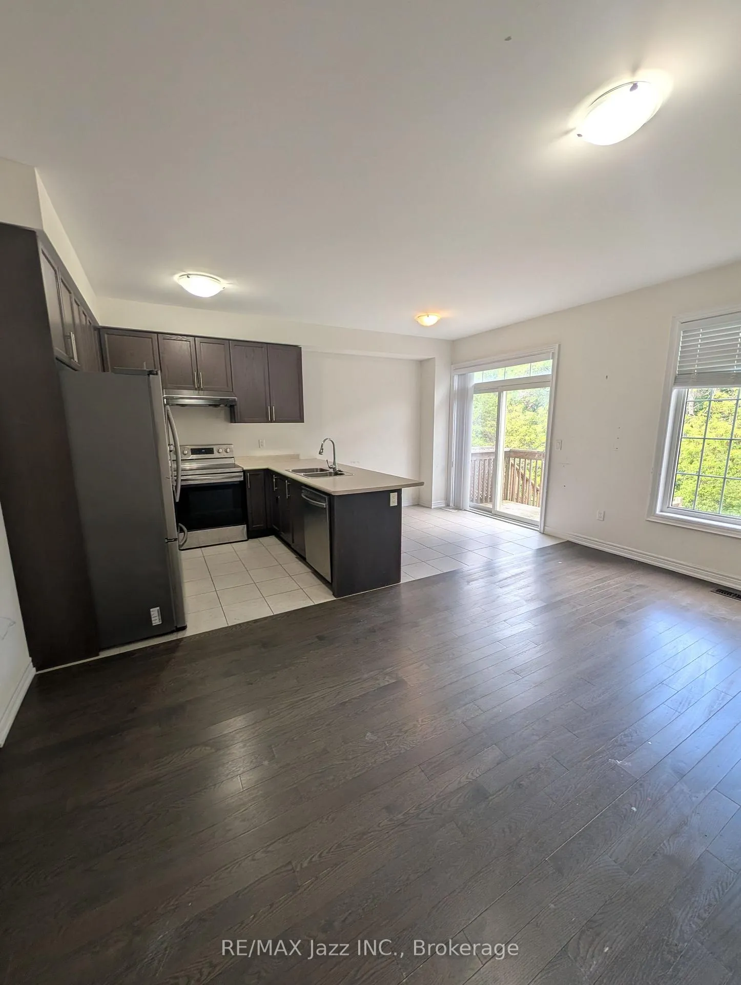 Photo 8 of 41 Aldridge Lane, Clarington, Newcastle — HOMEH