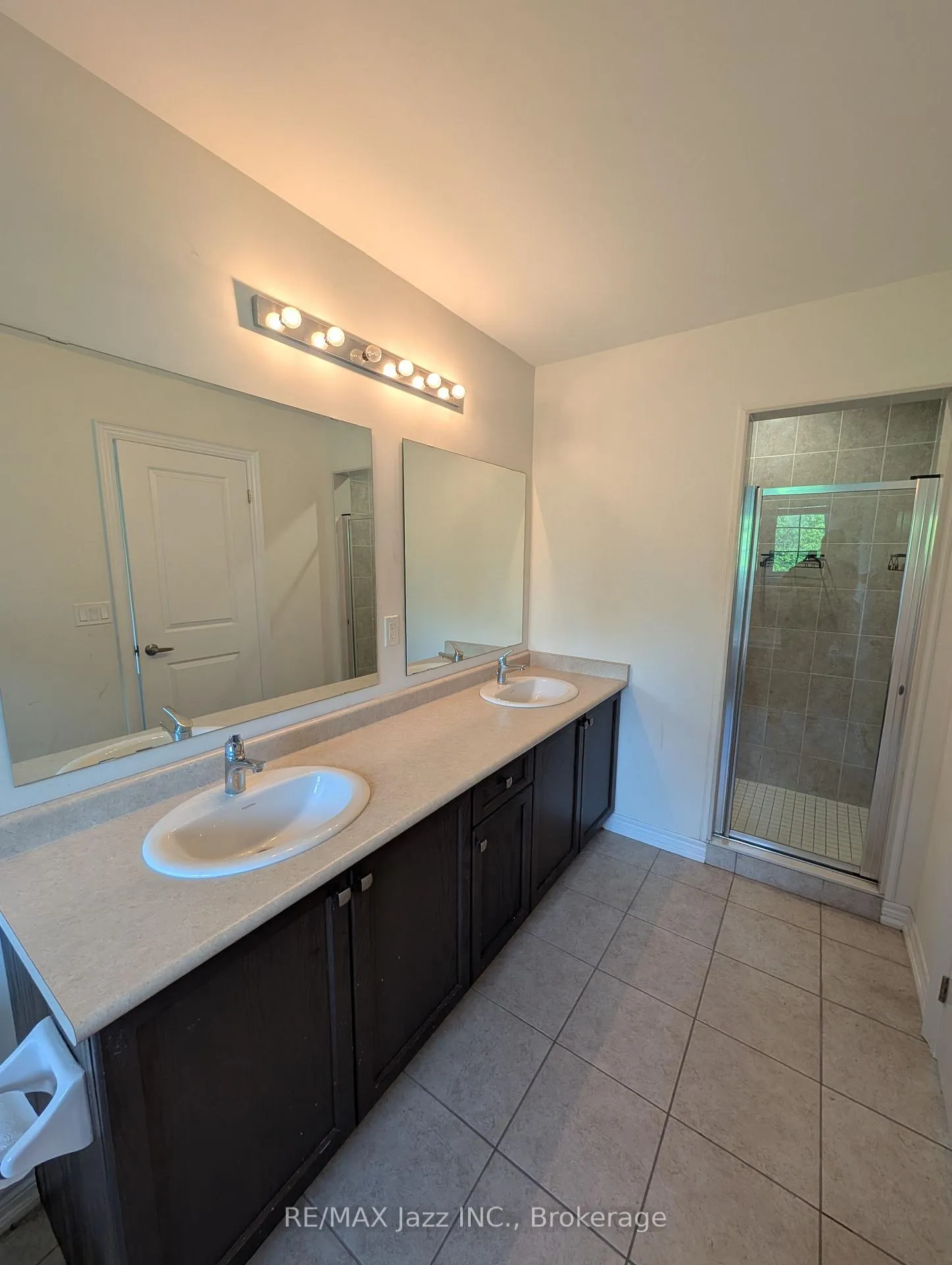 Photo 20 of 41 Aldridge Lane, Clarington, Newcastle — HOMEH