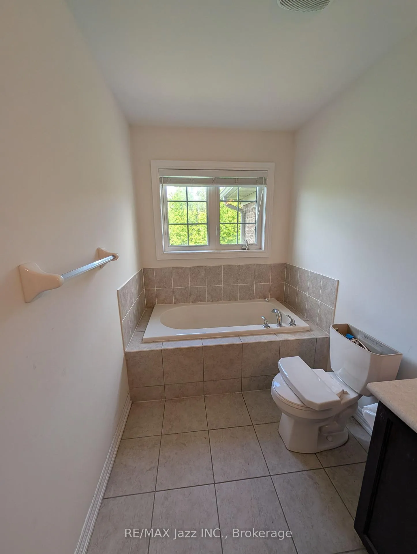 Photo 21 of 41 Aldridge Lane, Clarington, Newcastle — HOMEH